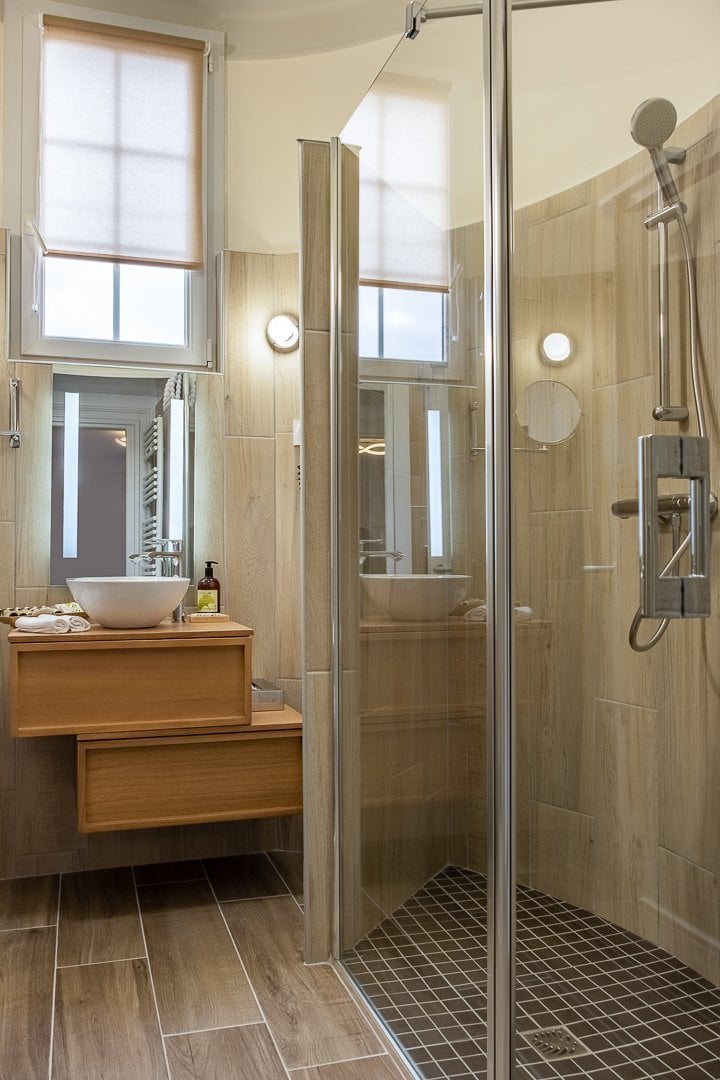 1569c31c-5cf0-43ad-b164-1dfaabeb0500