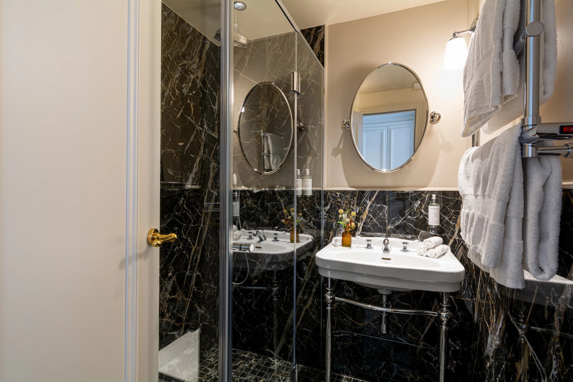 Hôtel & Spa Napoléon | Chambre Classique Salle de bain