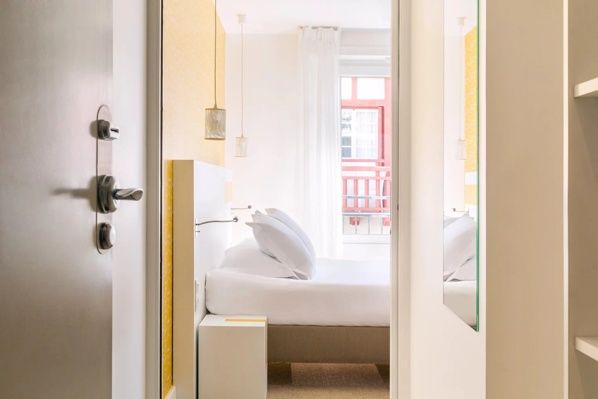 15b799f7-6951-4cc3-a902-4a64a6d4e9b1