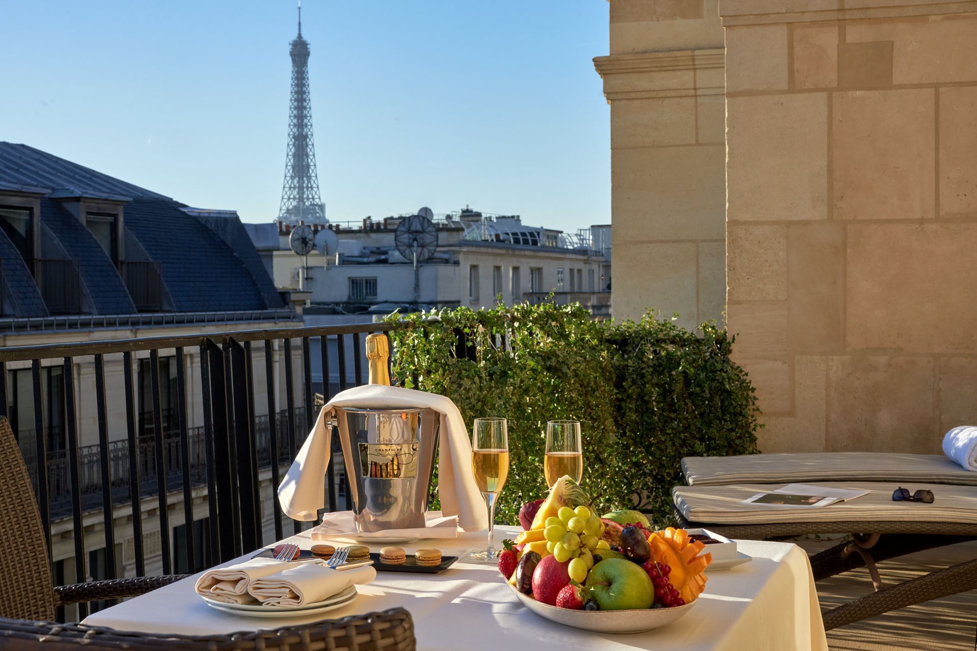 Hôtel Raphael | Baverez Suite Terrace Eiffel Tower