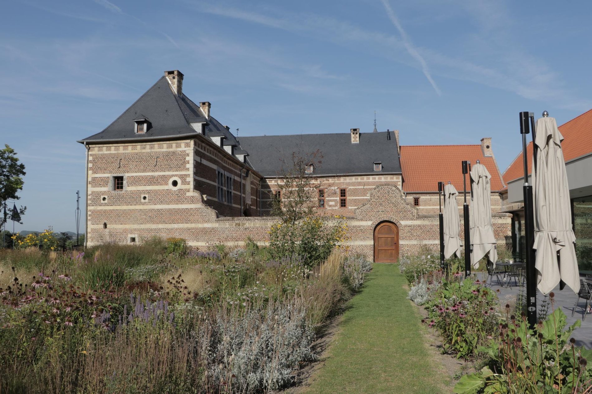 Exterior view of Martin's Rentmeesterij hotel with its historic architecture in Bilzen