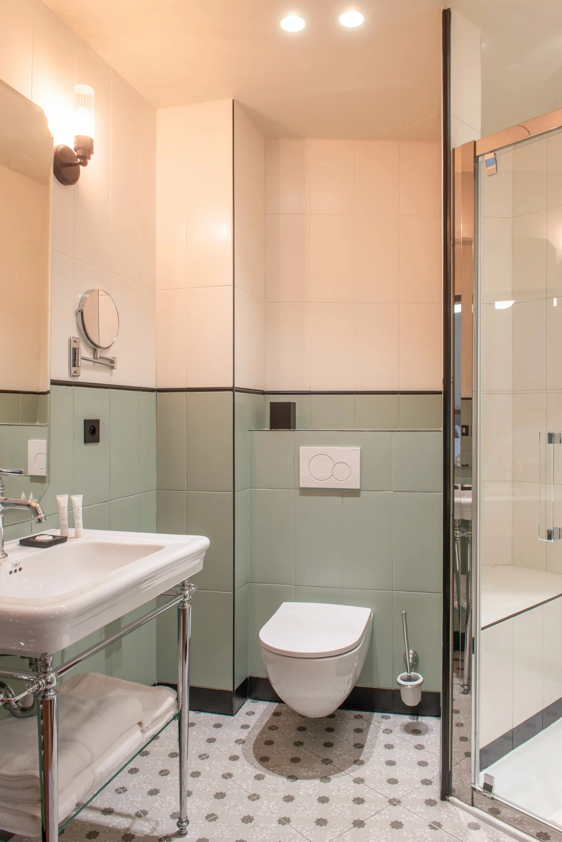Chambre Quadruple Familiale - Hôtel Terminus Lyon