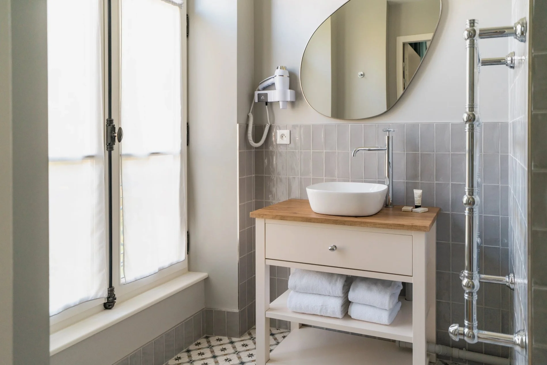 17764b93-7d17-4fb7-a953-e9939c27de51