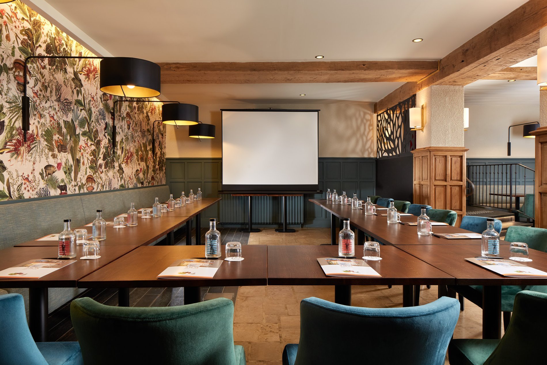 17d4b20d-20d5-4515-b598-090d19ef9563