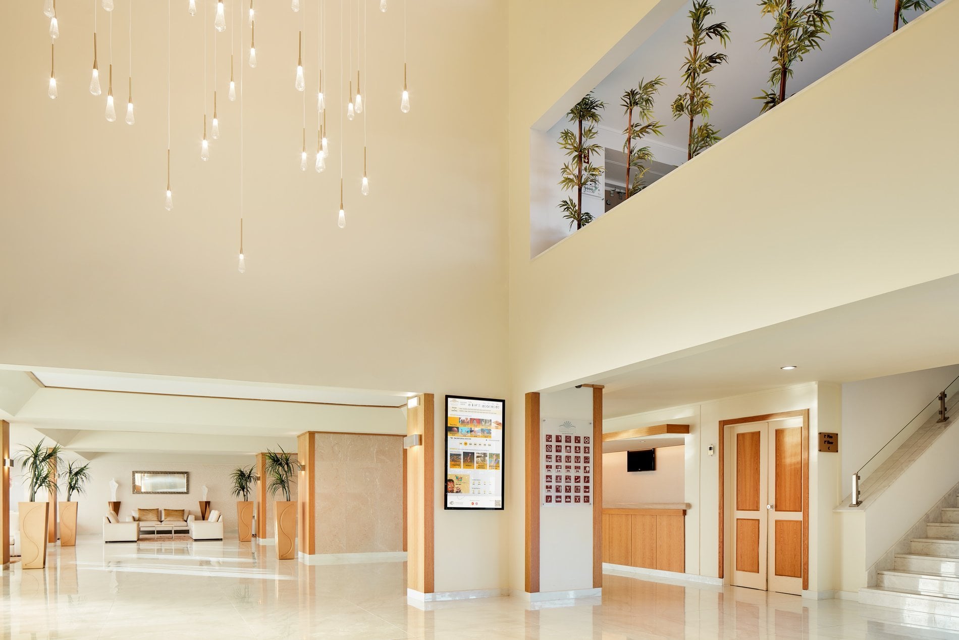 1926ca48-318f-4b28-8b4a-18e464eb436d