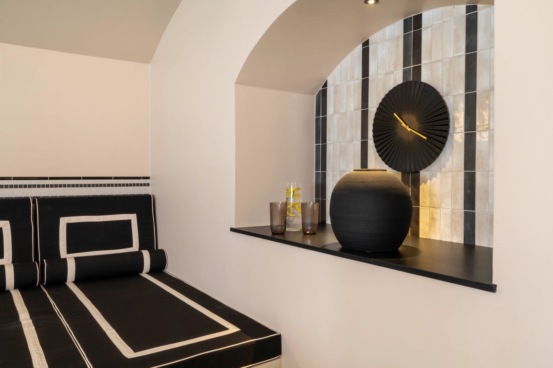 1a3398c9-5472-4057-a5c6-01f054a2e1be