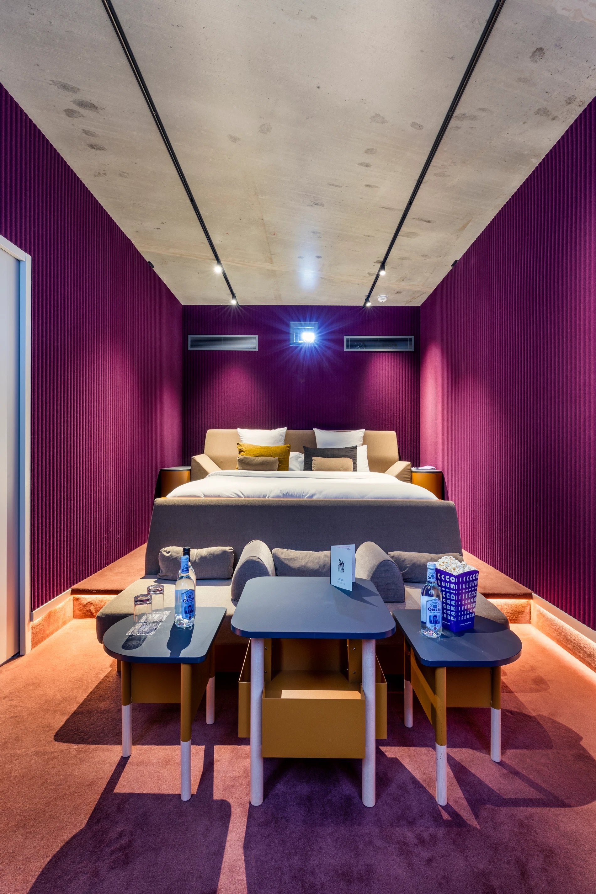 Hotel Cinema Paradiso | Grande Suite Cinema lounge