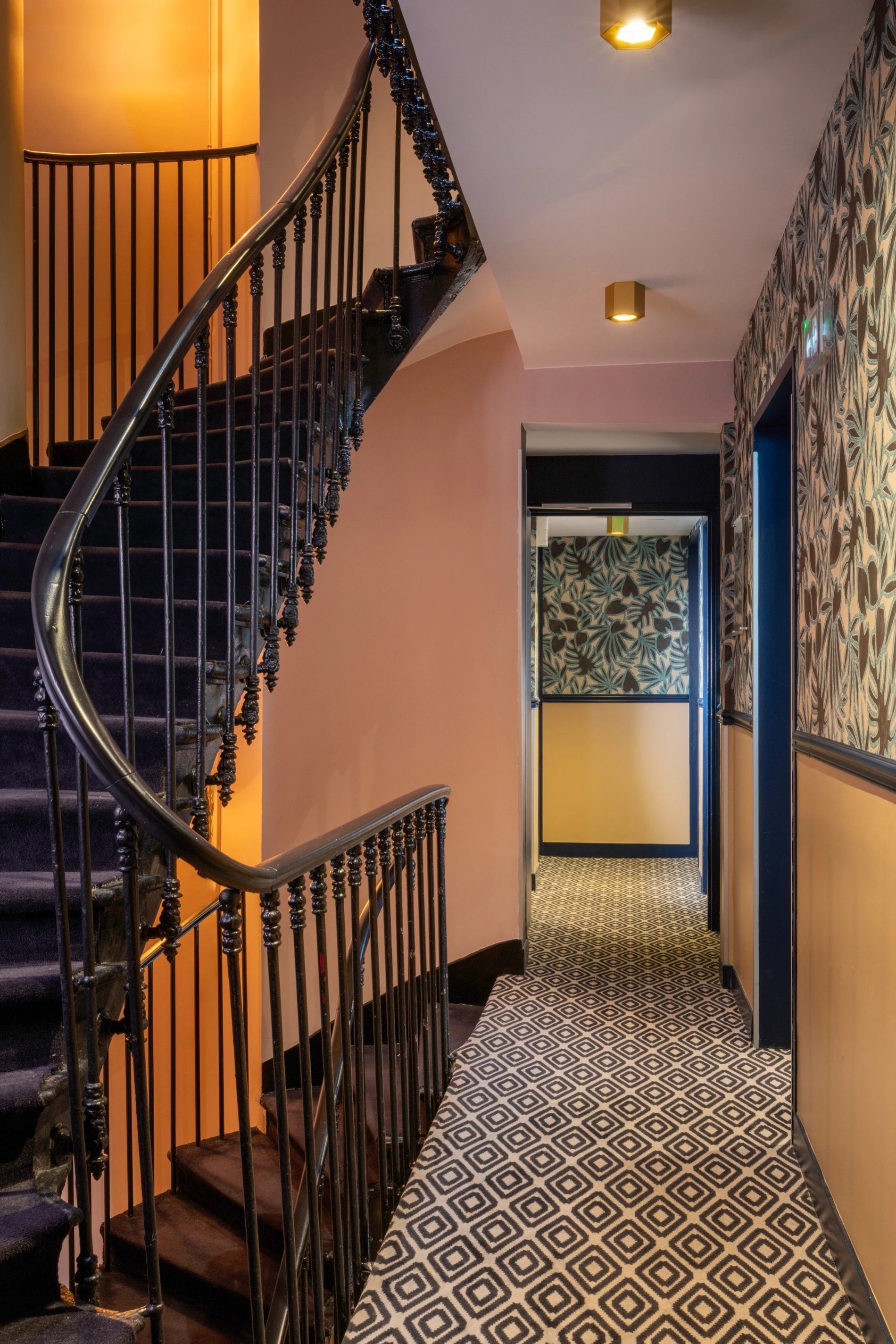 Hôtel Maxim Folies Couloirs