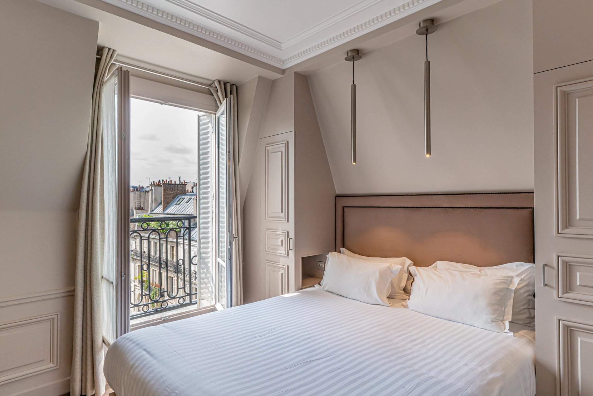 Hotel Paris Odeon - Deluxe Top Floor Room - Hôtel Saint-Louis - Jardin du Luxembourg