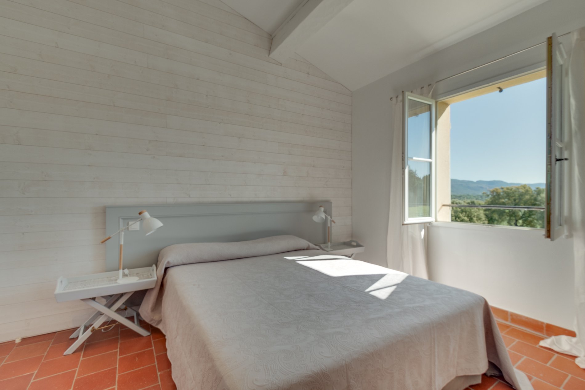 1b6266f9-95cb-4bcf-ab00-bba767aa8e55