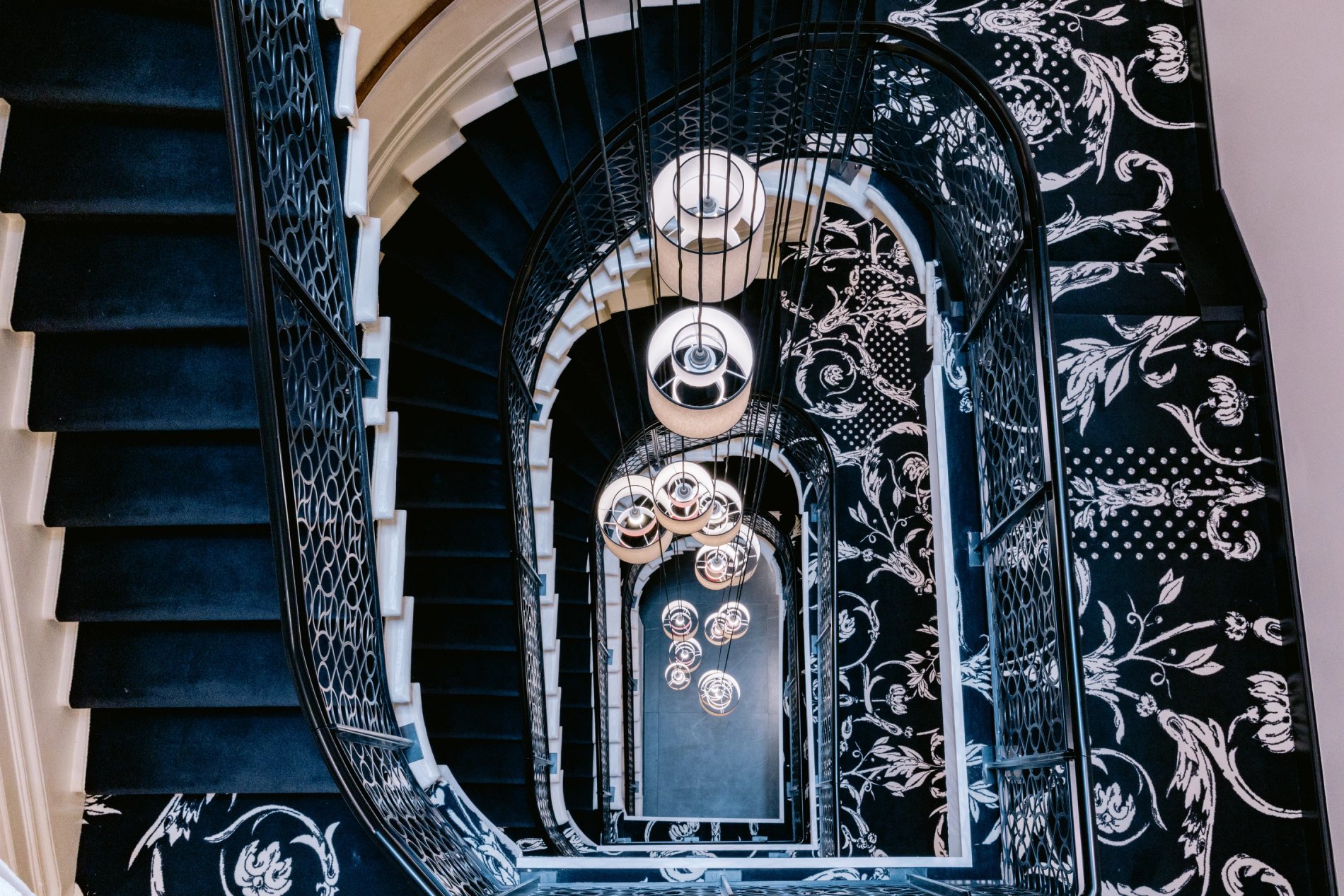 1bfbdd3e-5461-4454-bf86-ce86e7f8d613