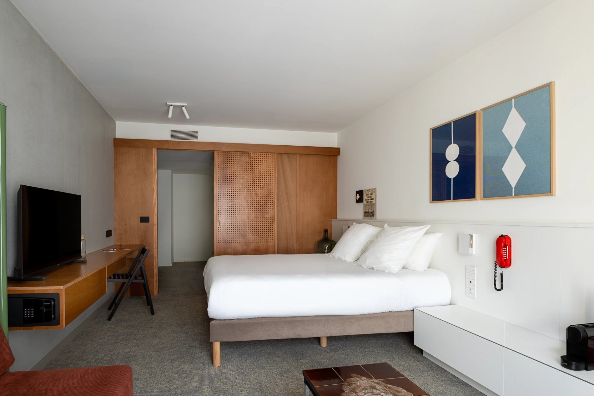 1cd32bc9-8416-4d72-91b0-91651d6b5ace