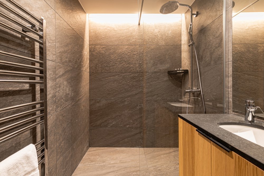 1cfb9b21-f324-4ca8-b553-f8dd1ad023f4