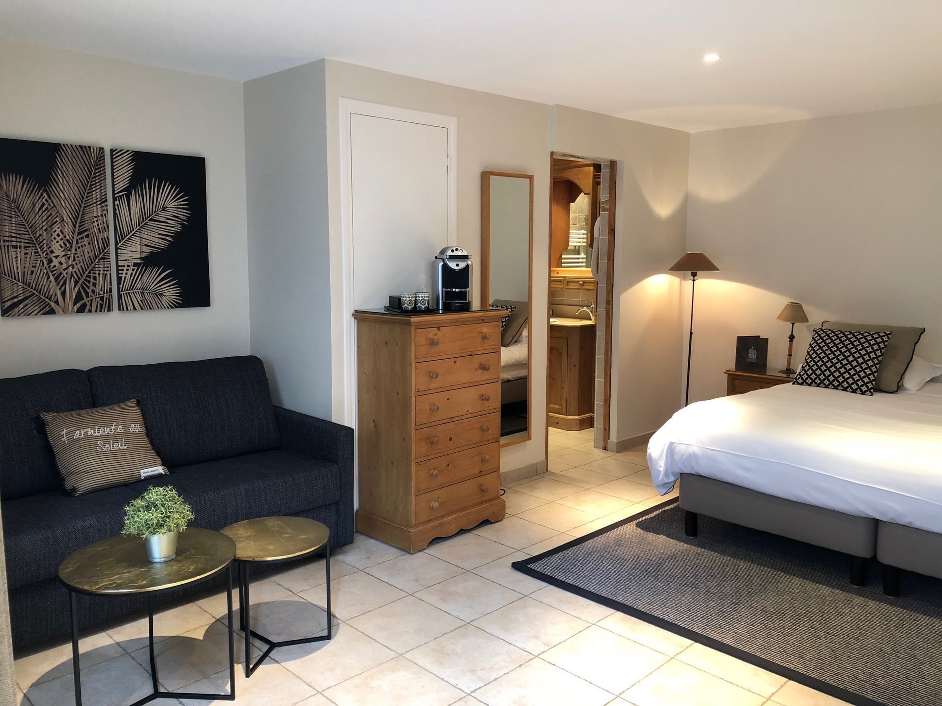 1d6597af-d3ae-4048-bab4-e19a8ae4b584