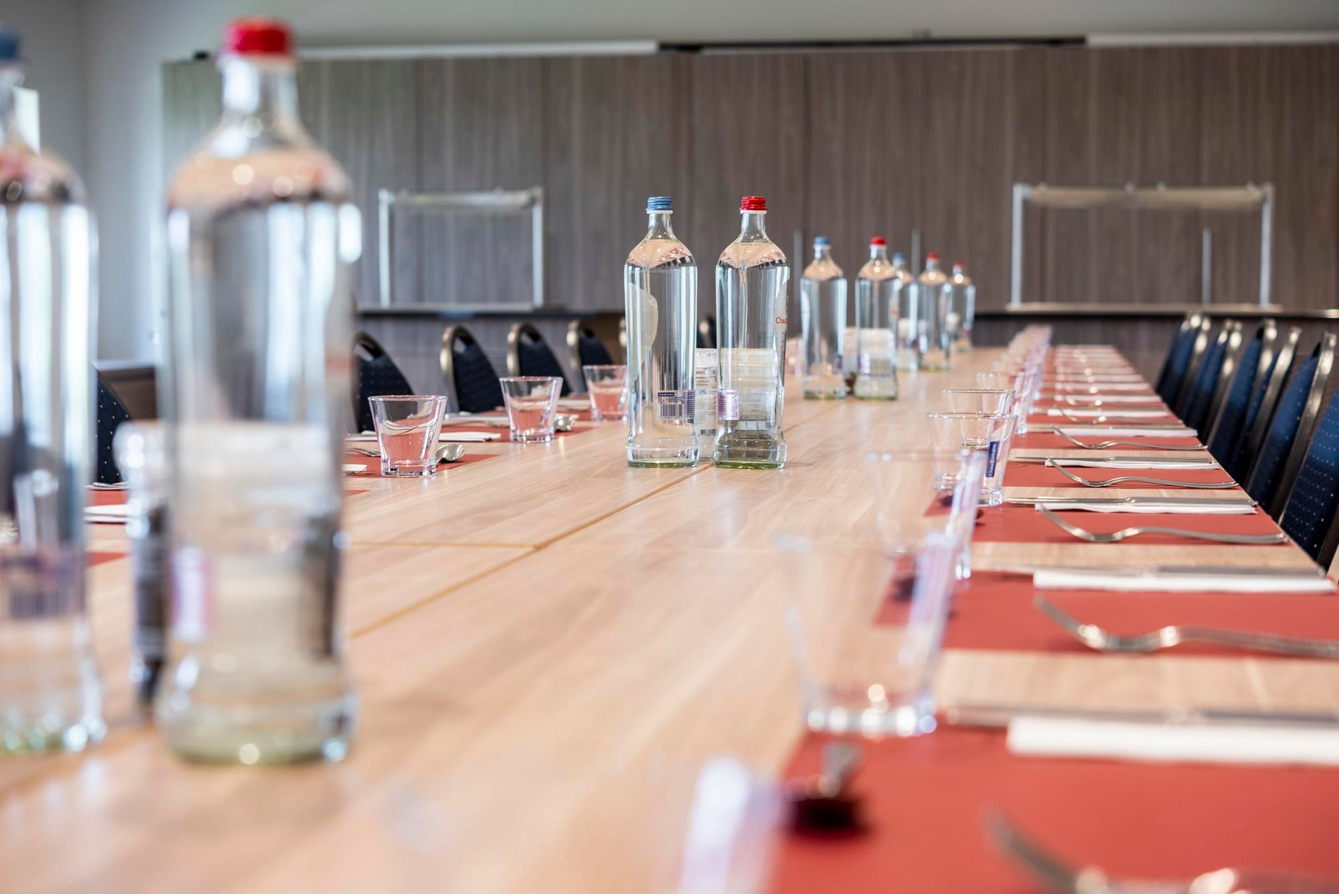 1ee7c9ce-01a5-4a69-b882-cbdd620ea688