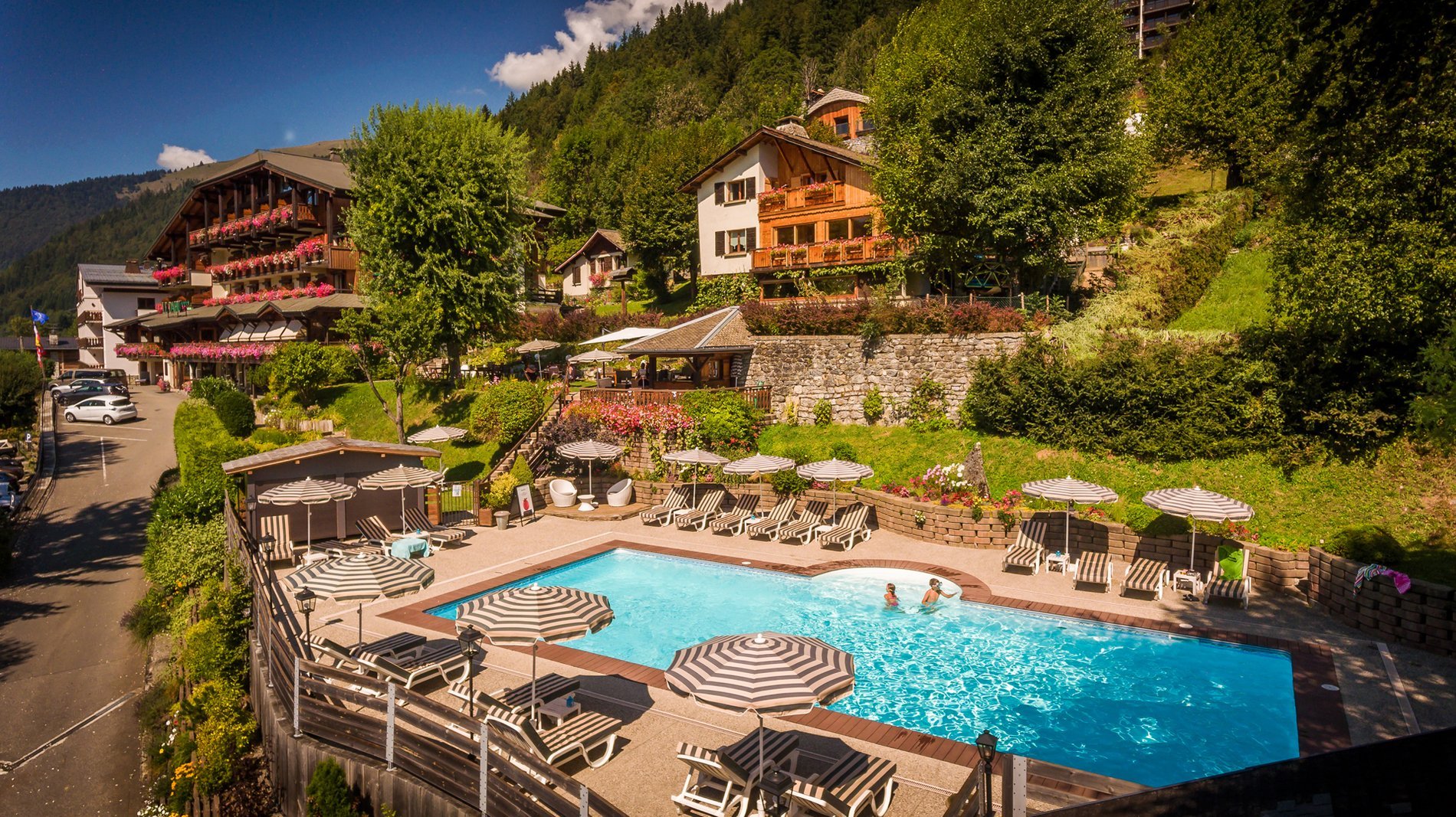 Hotel Le Dahu Morzine en été