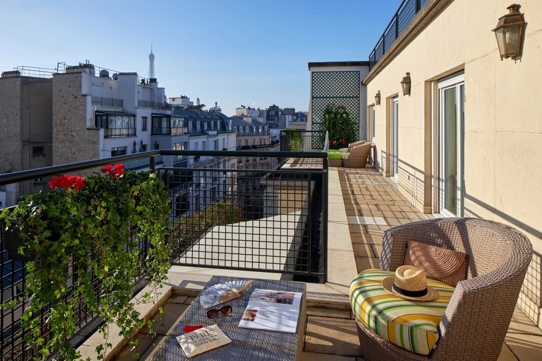 Majestic Hotel  - SPA Champs-Elysées Eiffel Tower Terrace Suite