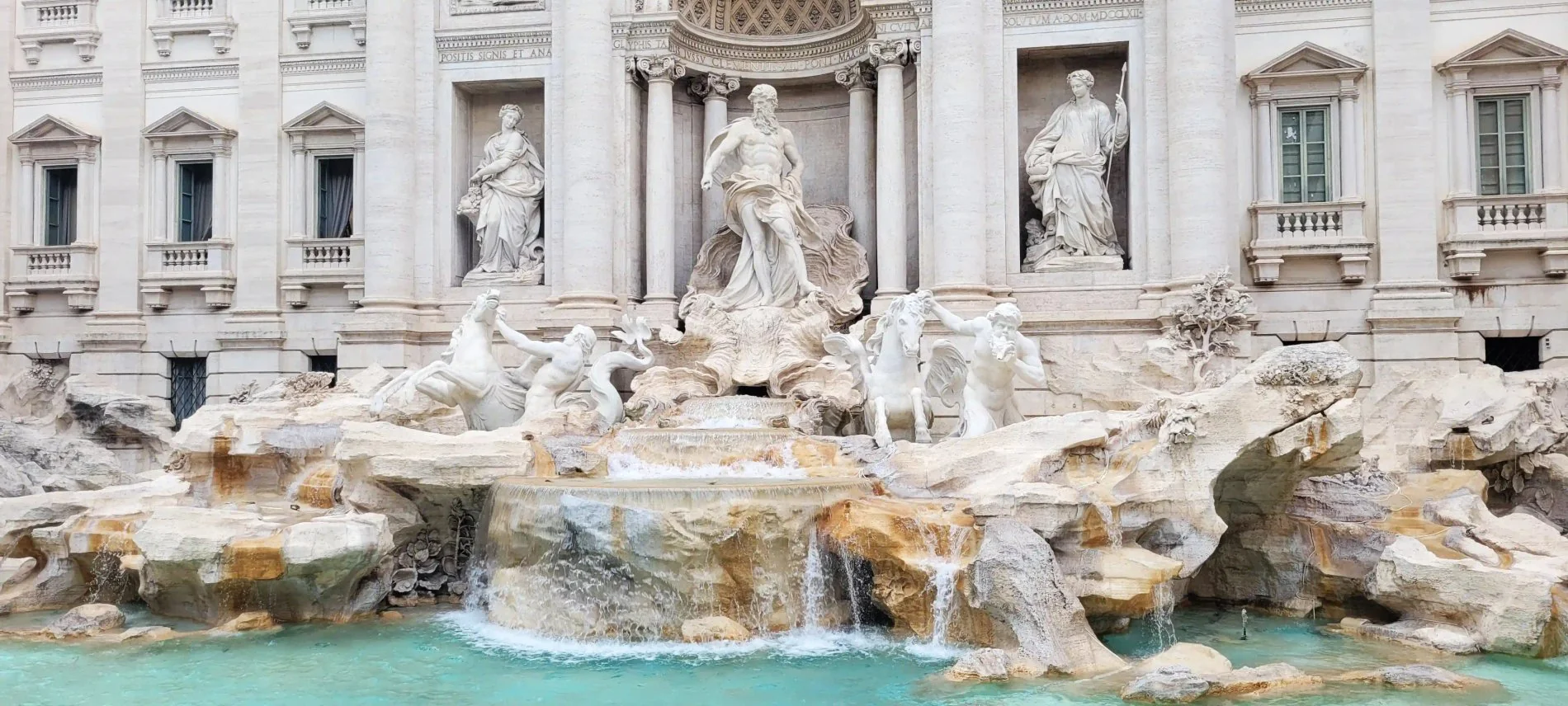 Hôtel près de la Fontaine de Trévi