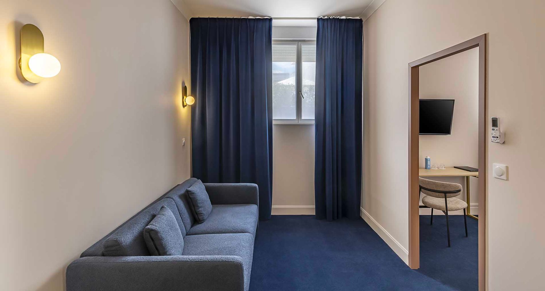 2083e44b-c511-4123-848b-fd160d7c3adf