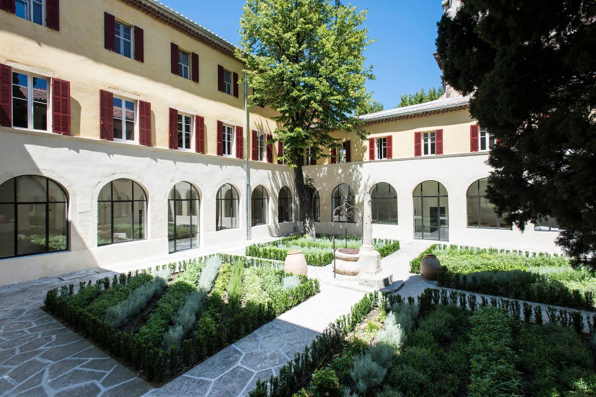 20b22447-6709-4b06-9e3d-8acee00ad56f