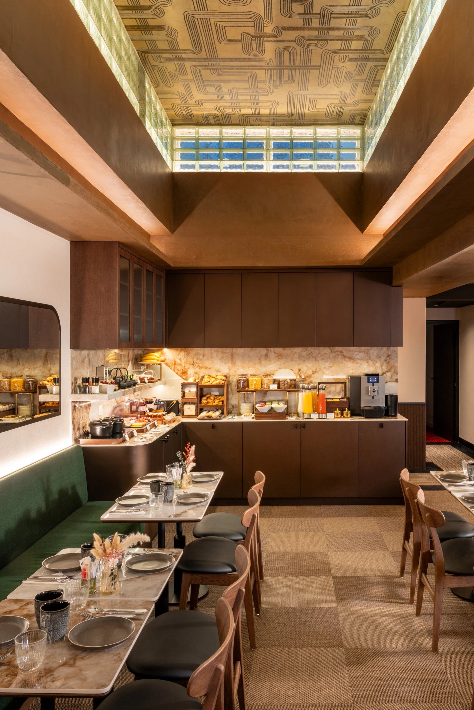 21593885-7f3d-42c1-9c5f-e6377bea3211