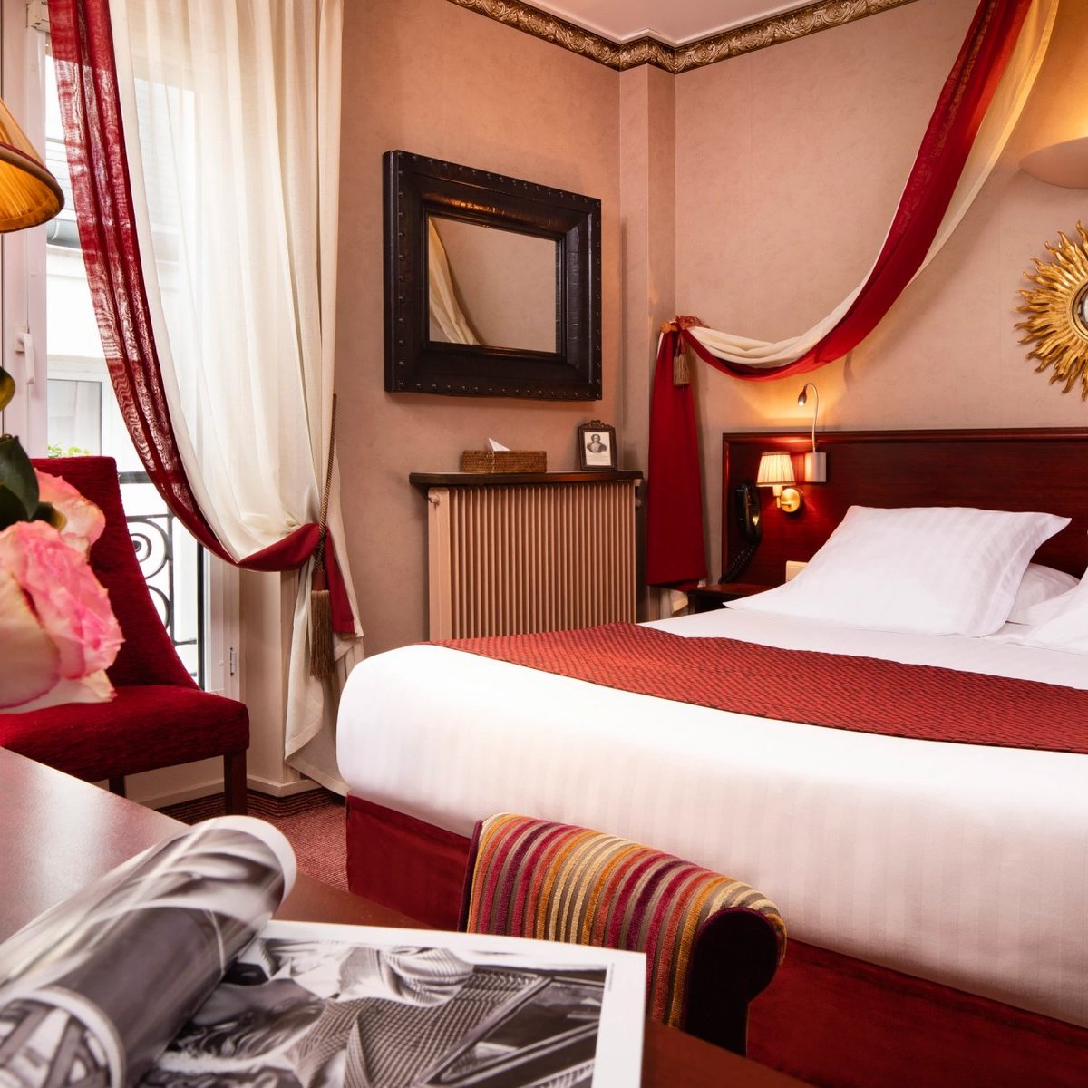 Britannique Hotel Official website | Paris 3 Star