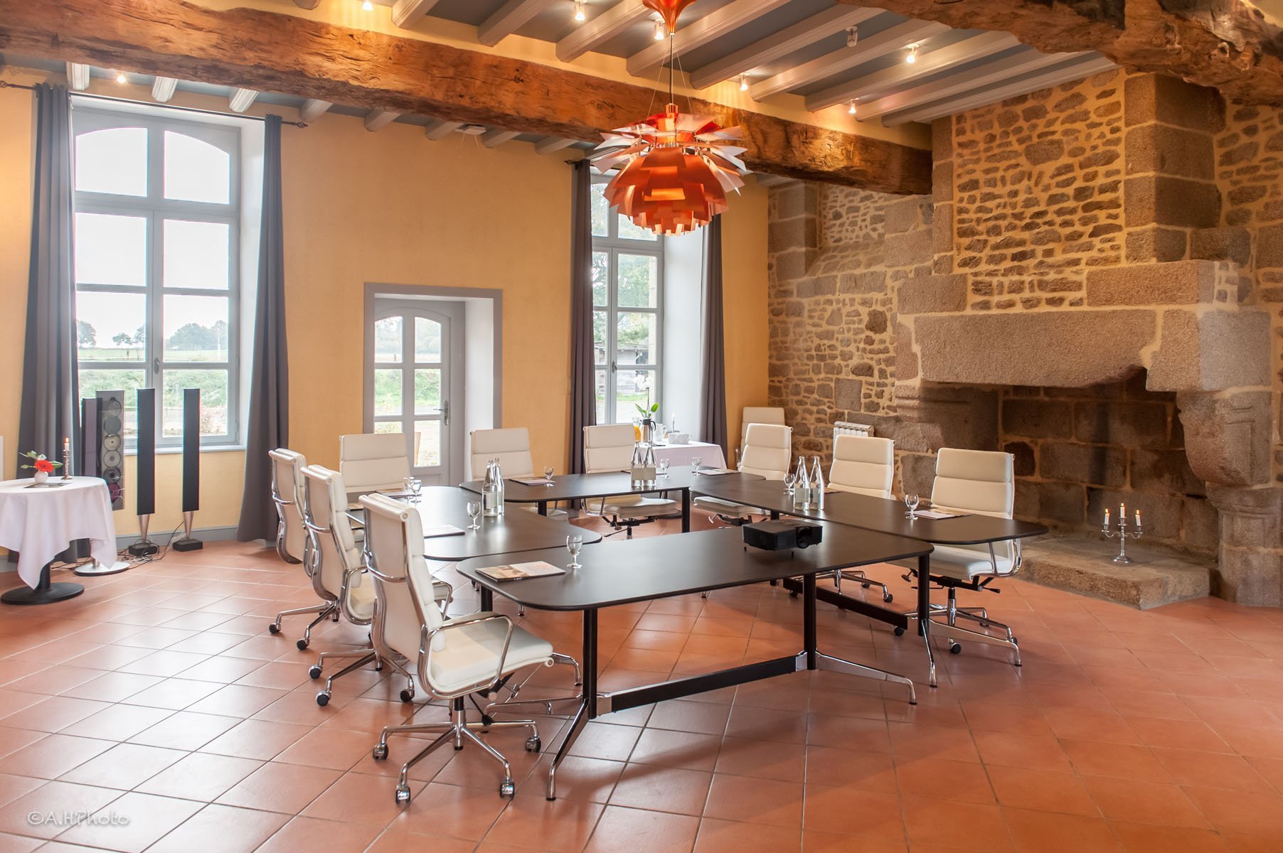 22160dc1-ad81-47ff-b99b-ad3b3587198d