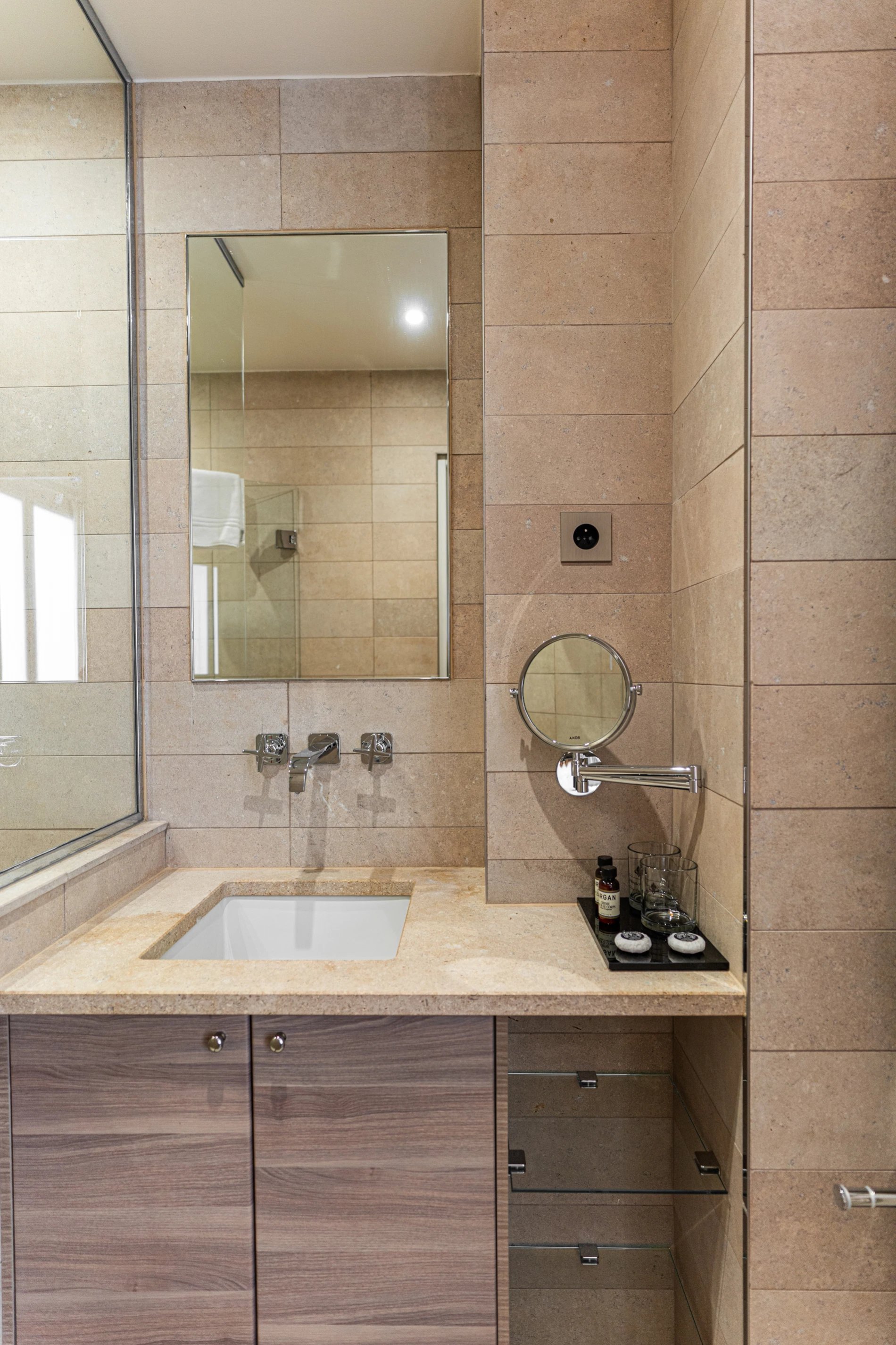 Hotel Paris Odeon - Comfort Room - Hotel Saint-Louis - Jardin du Luxembourg