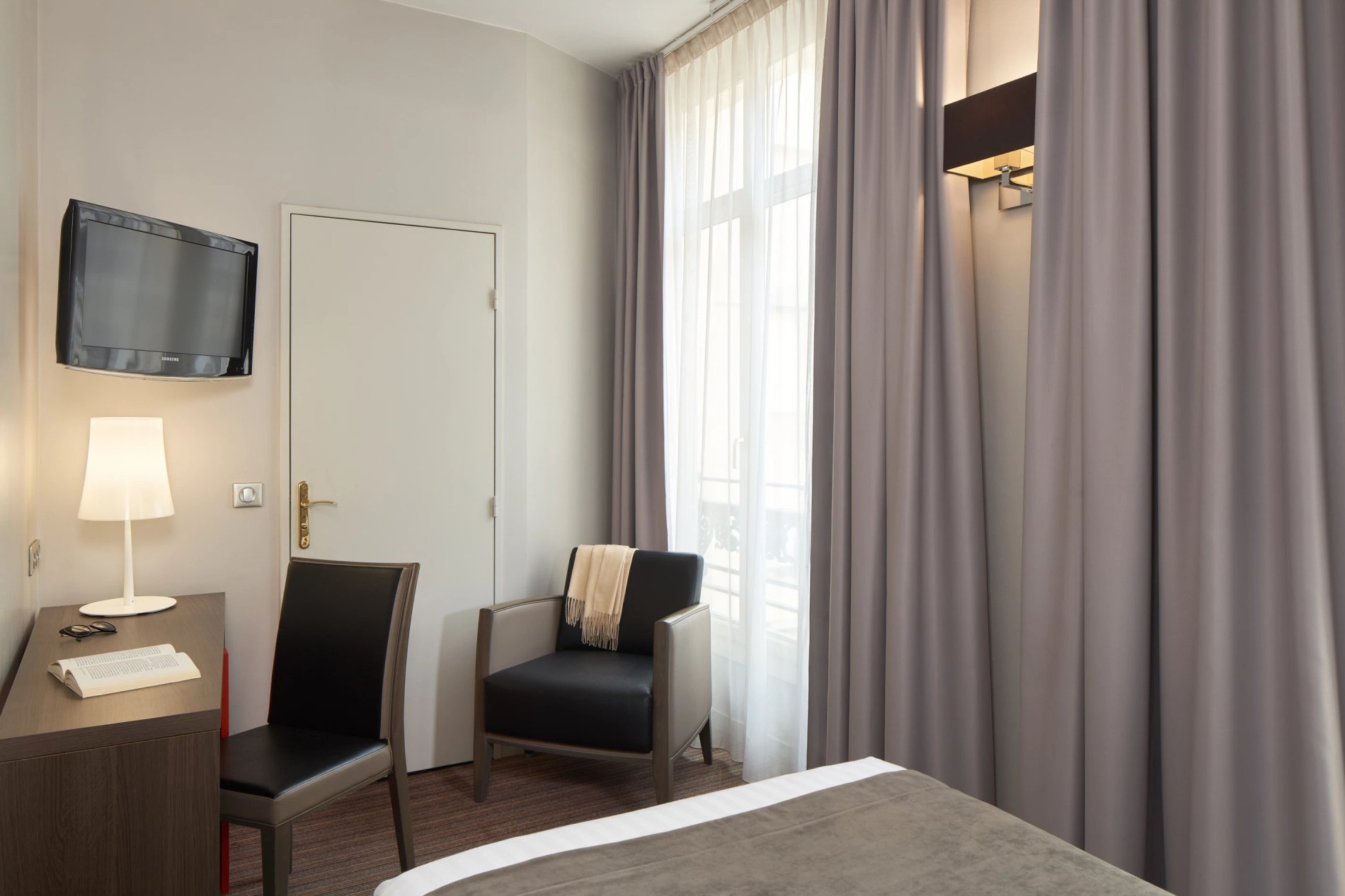 Chambre Confort Individuelle au Timhotel Opéra Blanche Fontaine