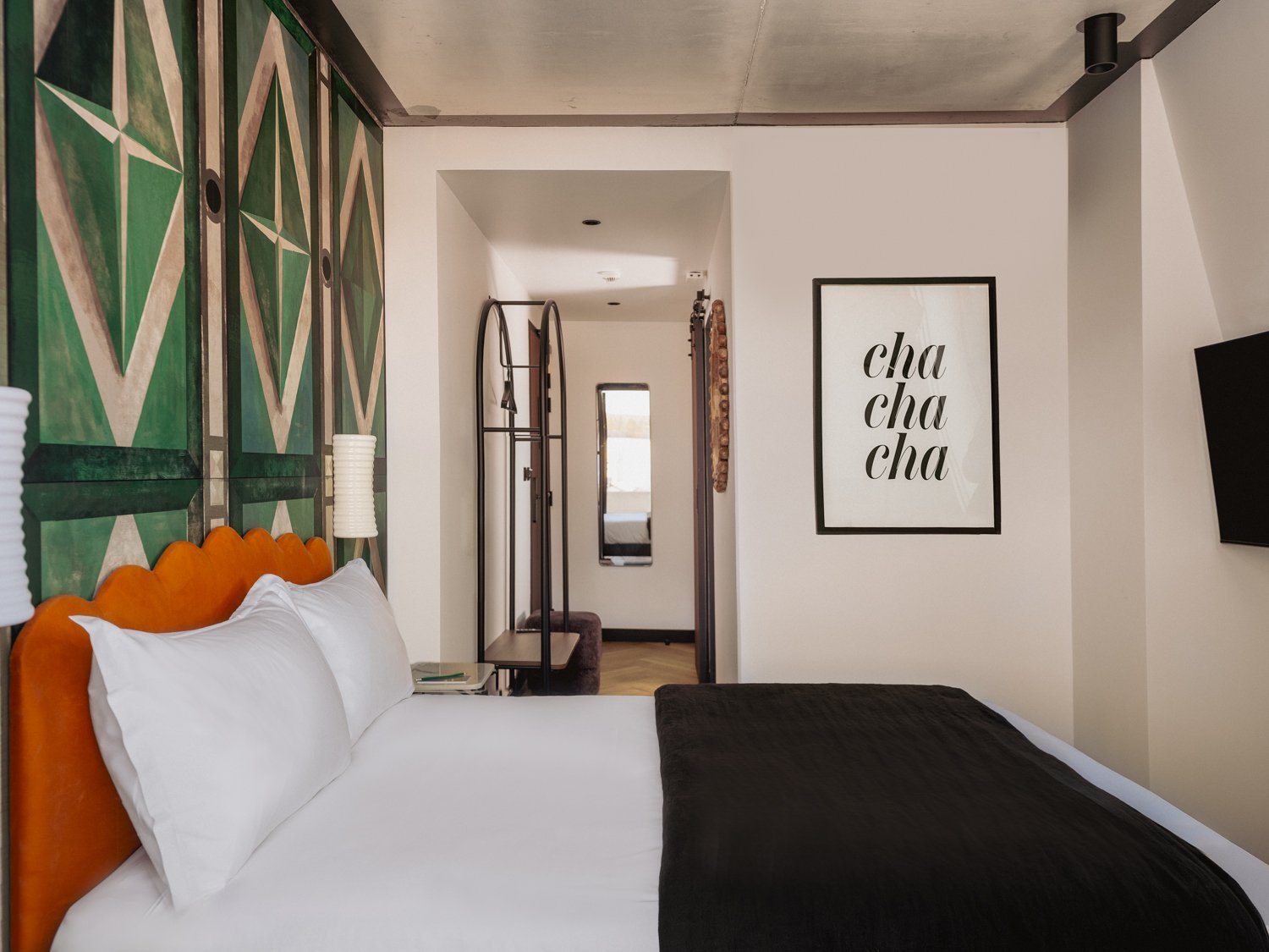 23e5d095-360a-4d43-af1b-27b891fd7902