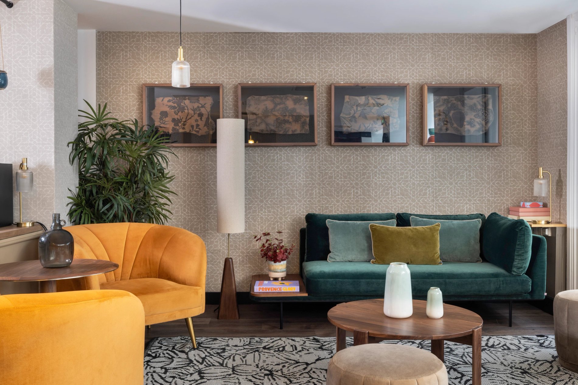 Hotel Maxim Opera reception Lobby