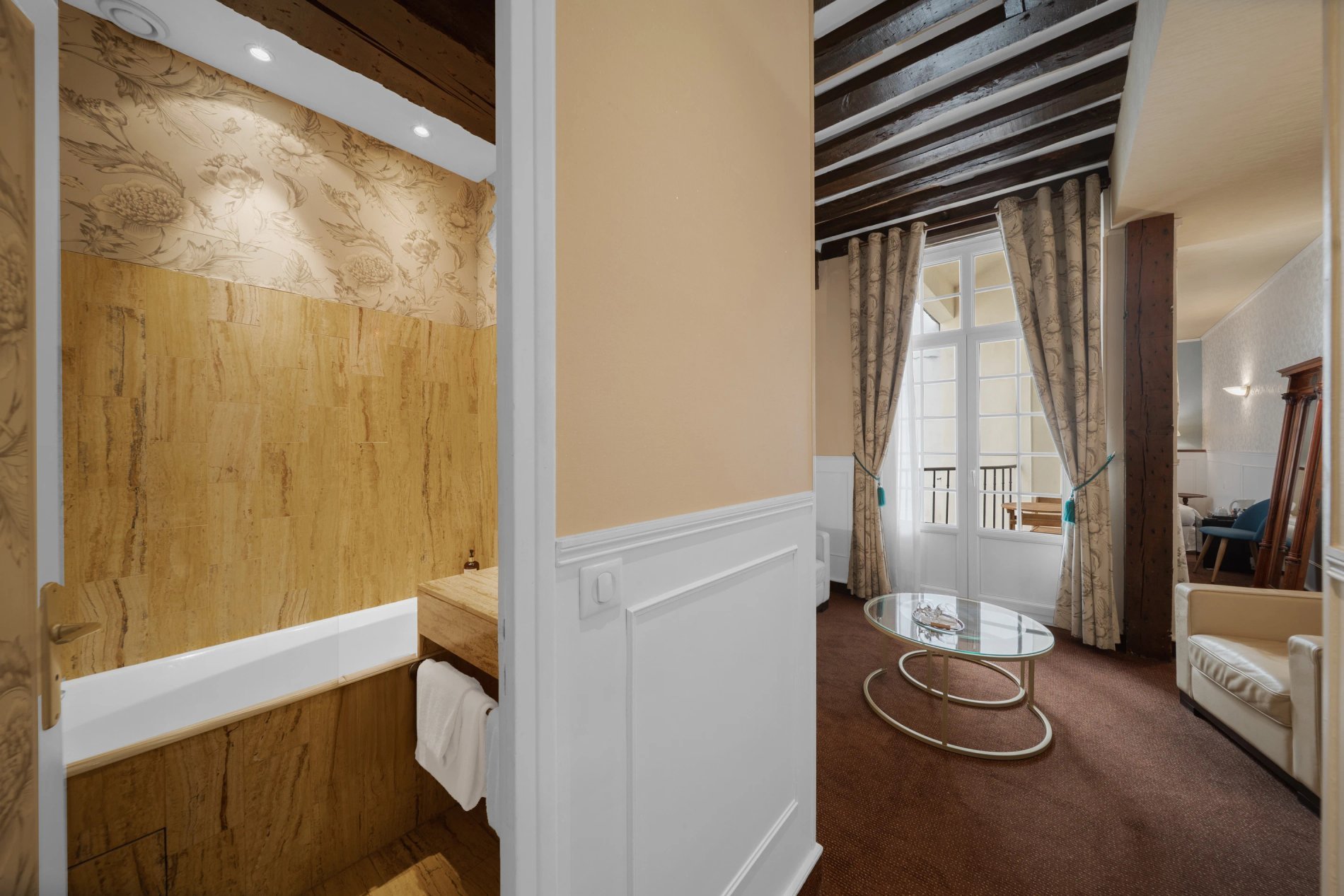 24777e11-549c-4ca9-9e0a-92561ea751e2