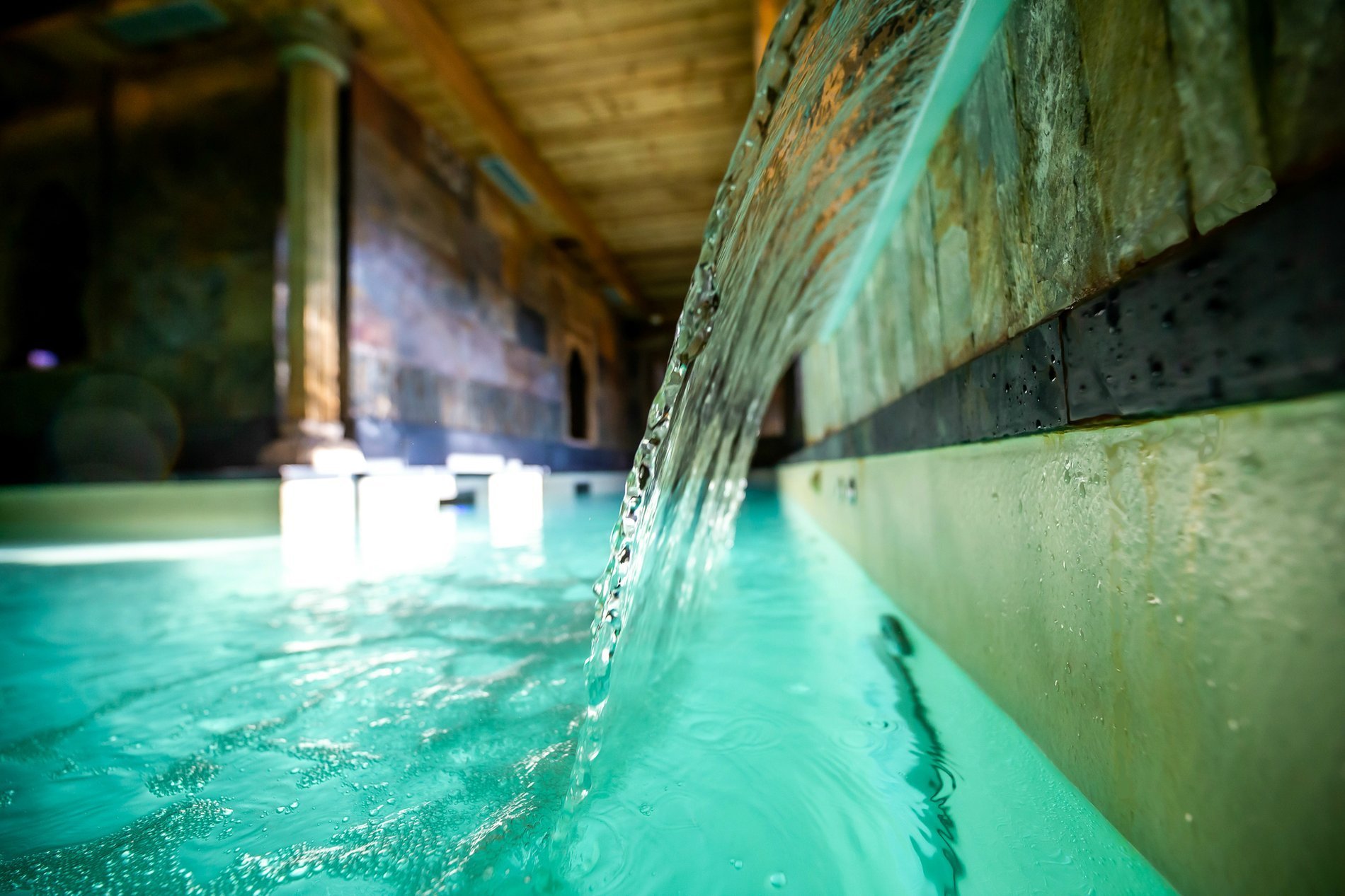 Hôtel SPA Le Lion d'Or | Piscine intérieur