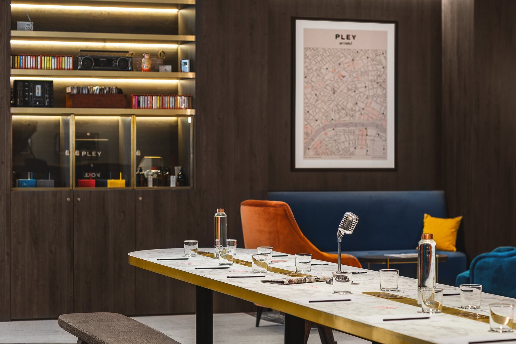 Pley Hotel Parigi | Tavolo Coworking