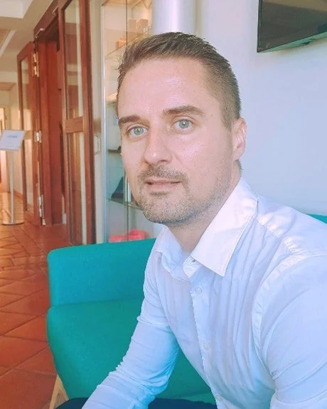 26e23c9e-4b03-41ae-be1e-2d425954293b