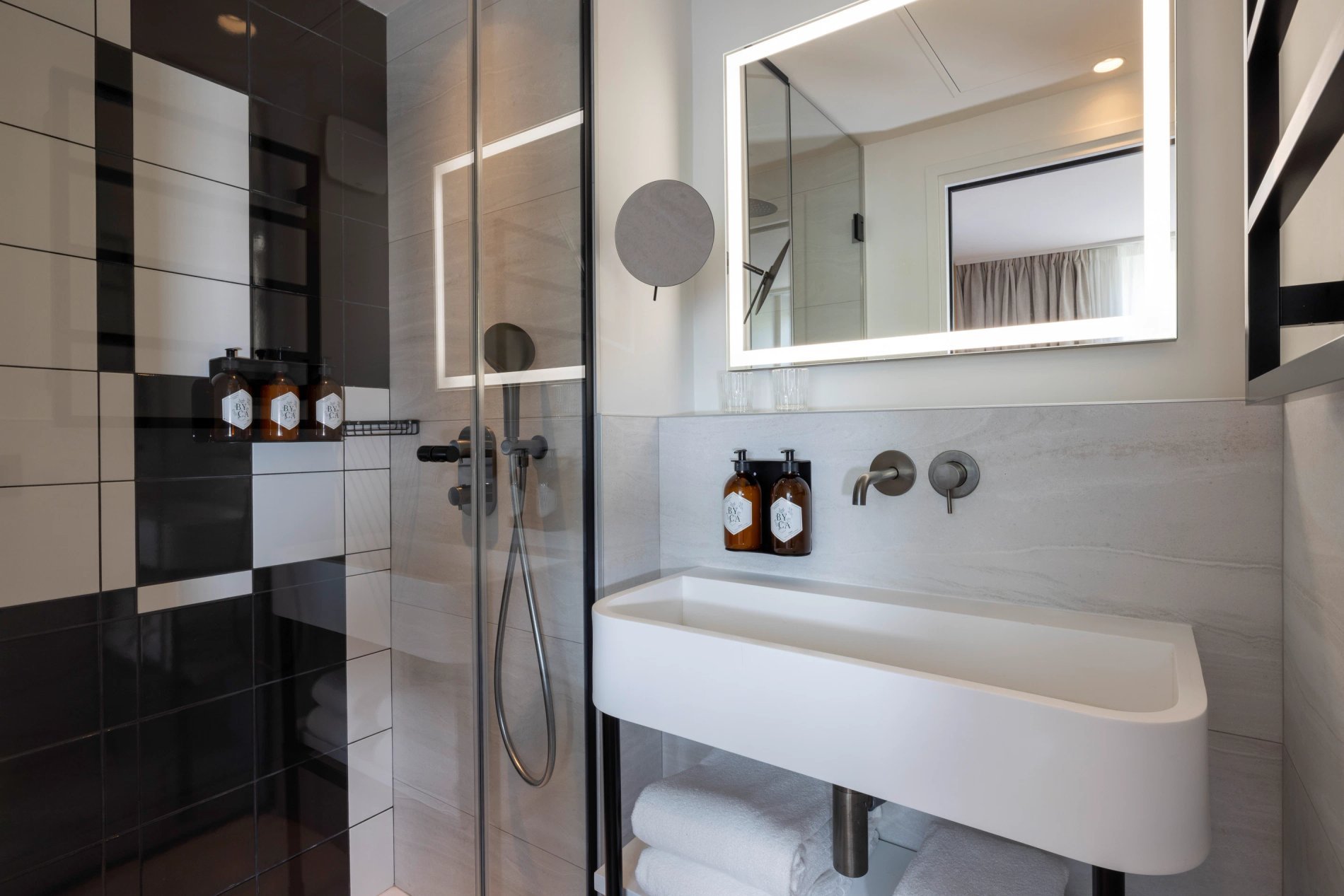 Hôtel Raspail Montparnasse Chambre Classique Salle de bain