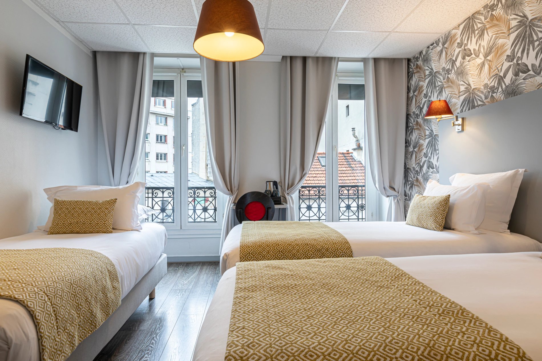Spendid Hotel Room
