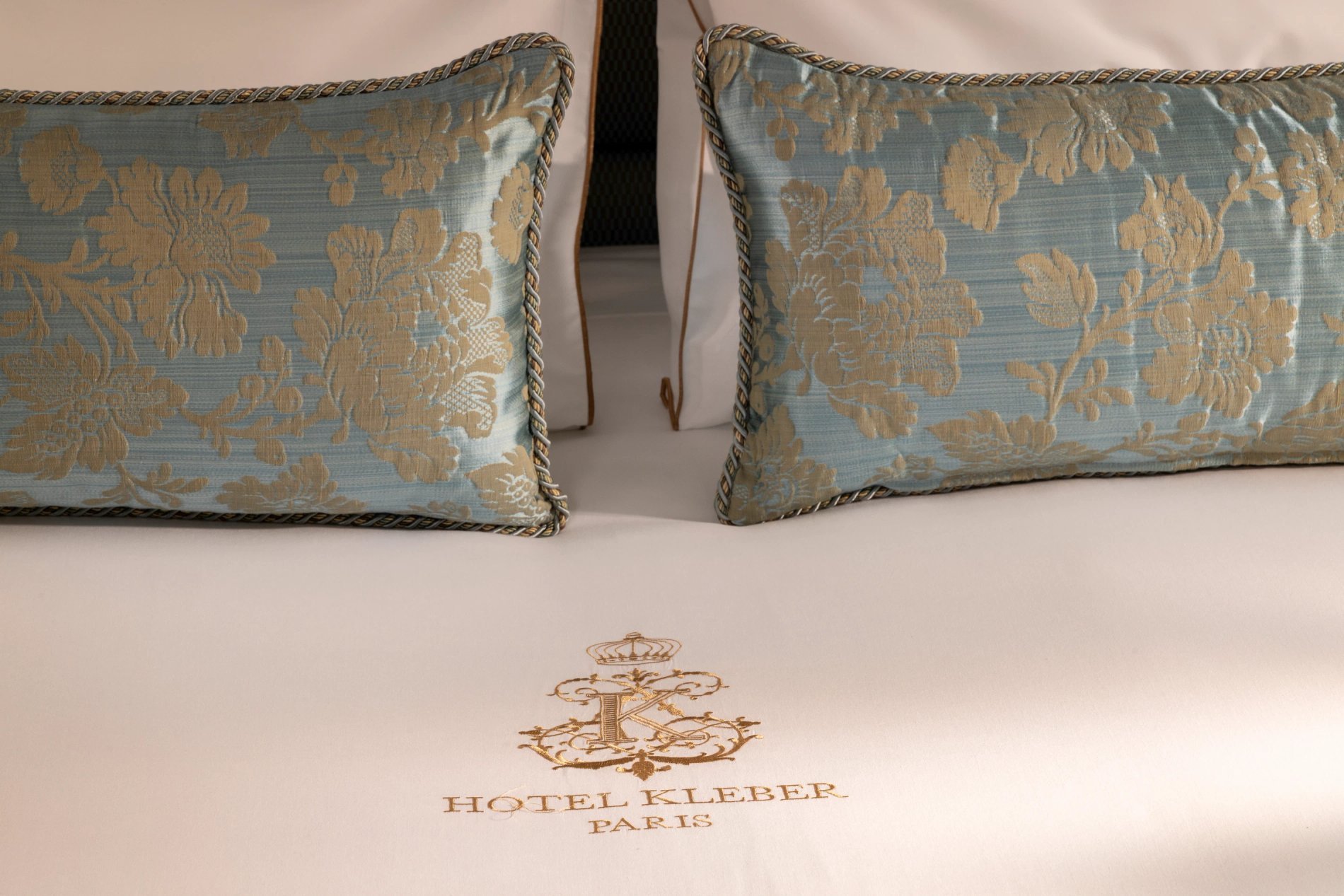 284884f7-f7dc-424f-aa0c-a263def3e4b4