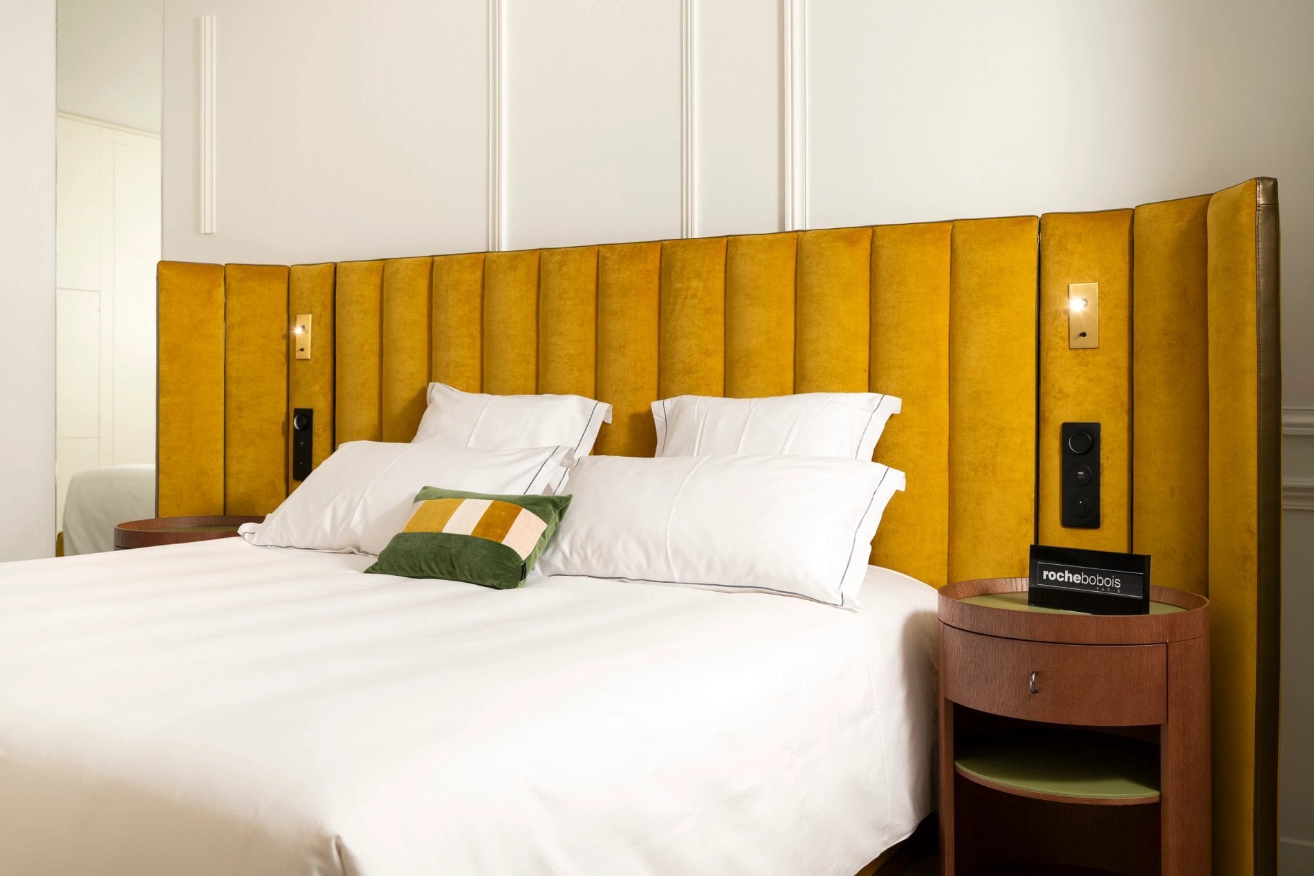 2870f551-7ad9-4129-83e1-4e30fb20a9ca