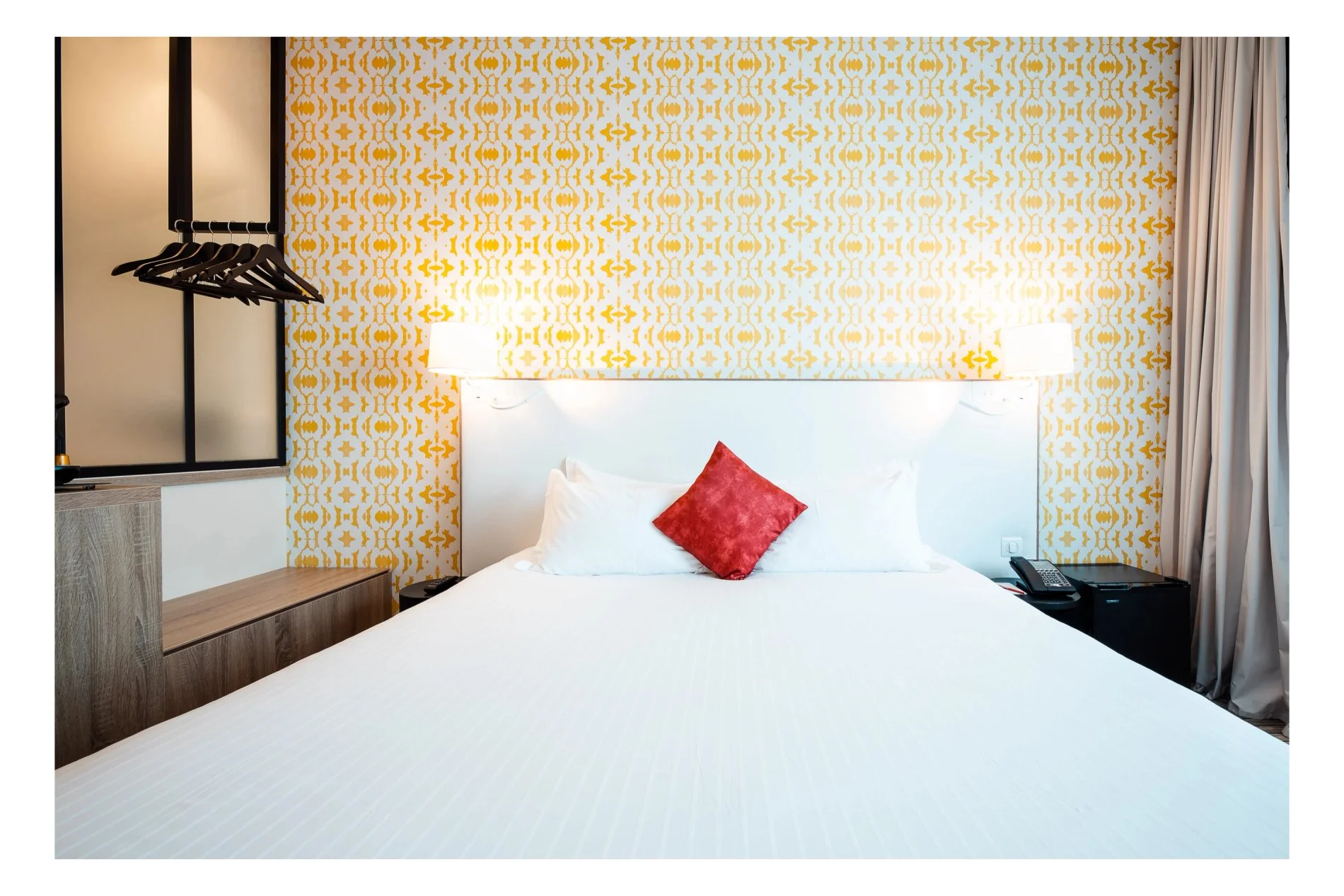 The Originals Boutique, Hotel Maison Montmartre Paris Les Puces**** | Montmartre | Hotel Room | Paris 18