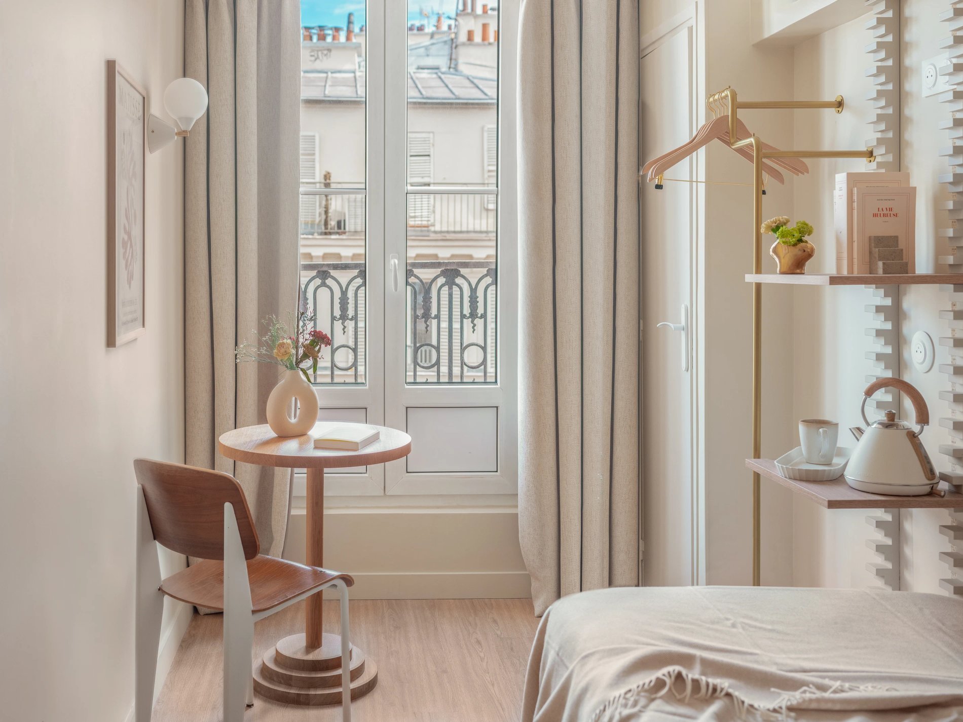 Hotel Basss | Simply Room