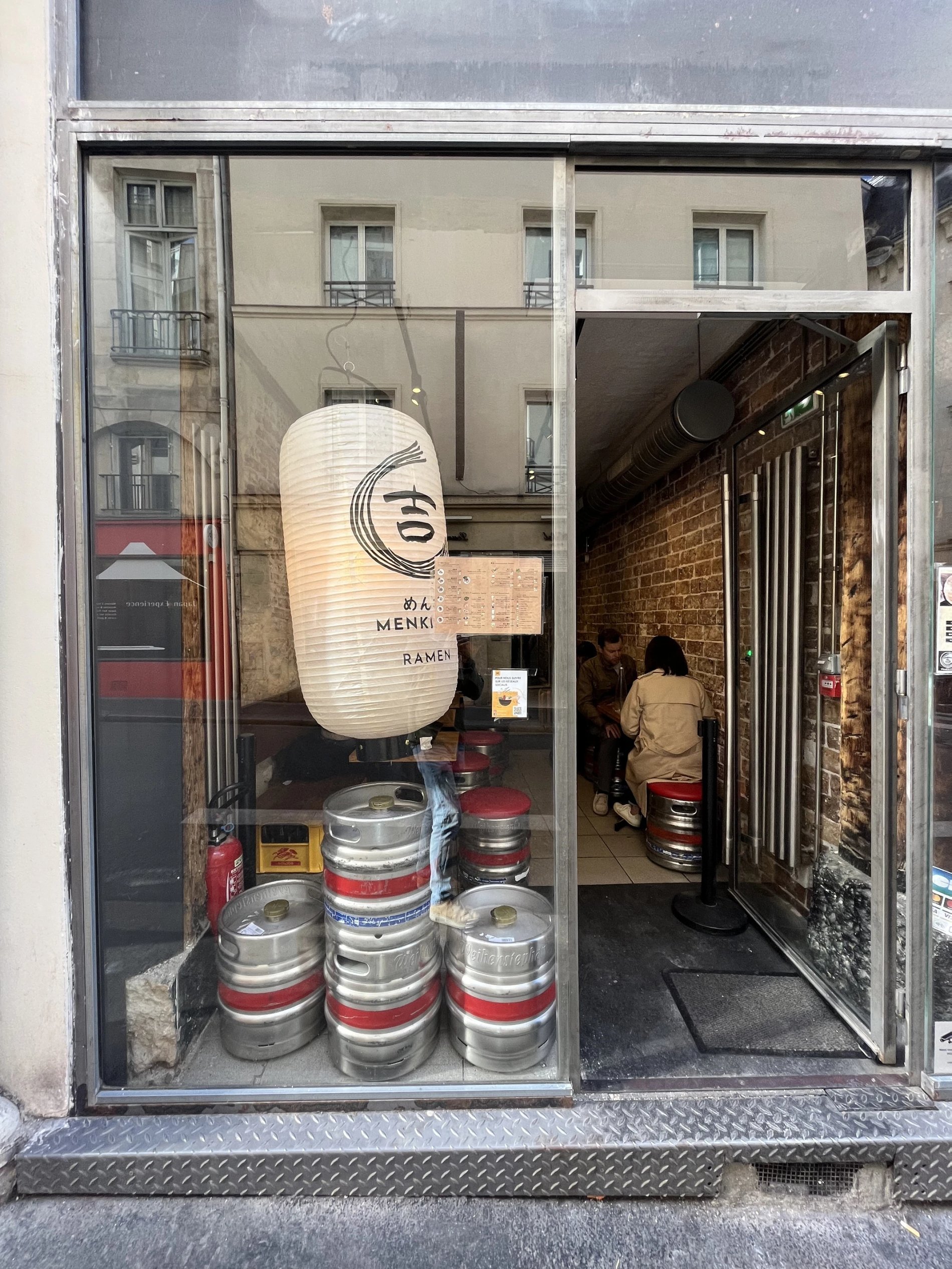 Le quartier japonais de paris, Little Tokyo se trouve à 200m de l'hôtel Gramont