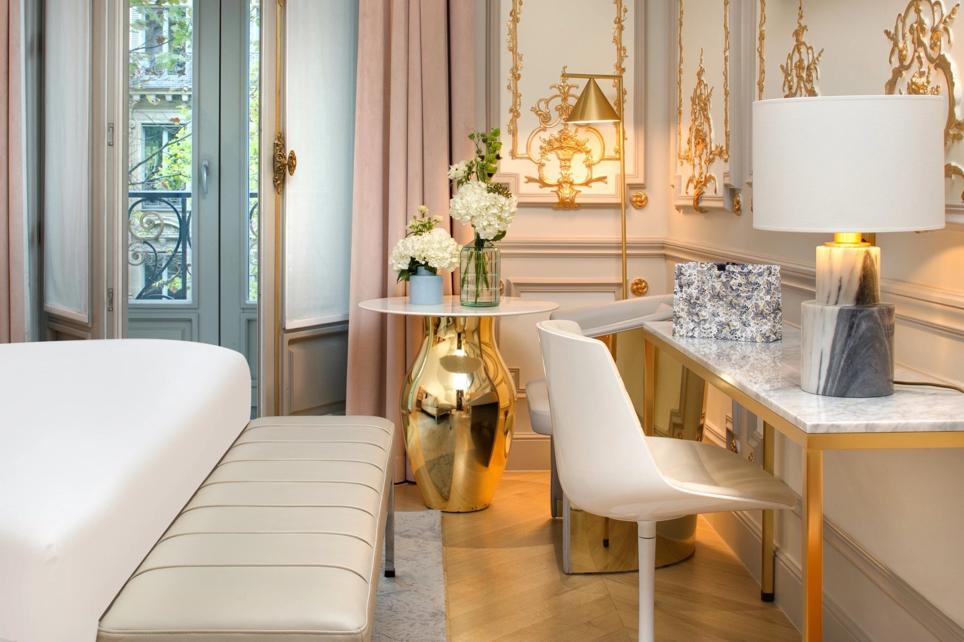 Hôtel Bowmann | Superior Room Desk