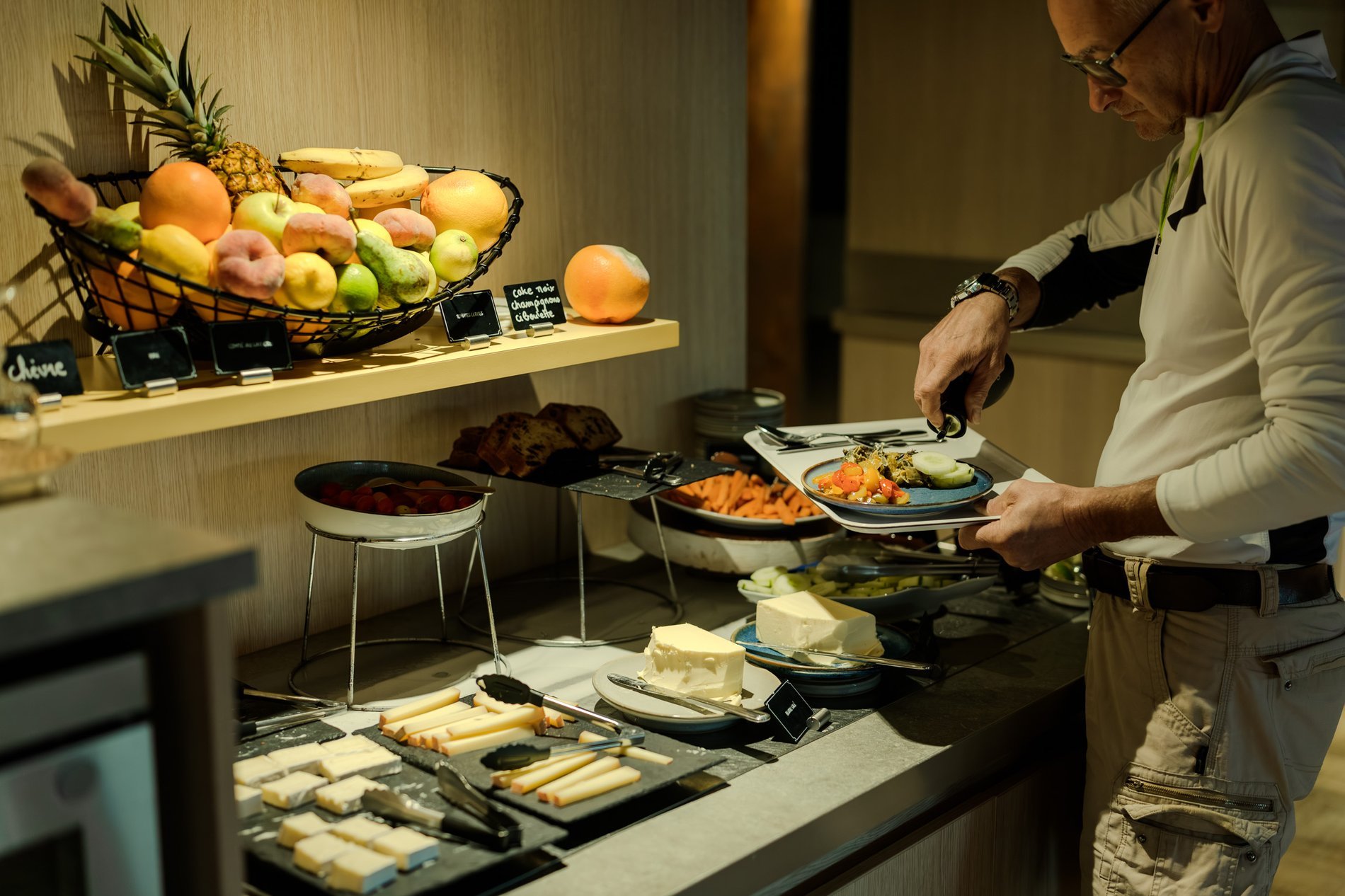 2b5e4aac-6444-4d2f-93ea-7a06db1df650