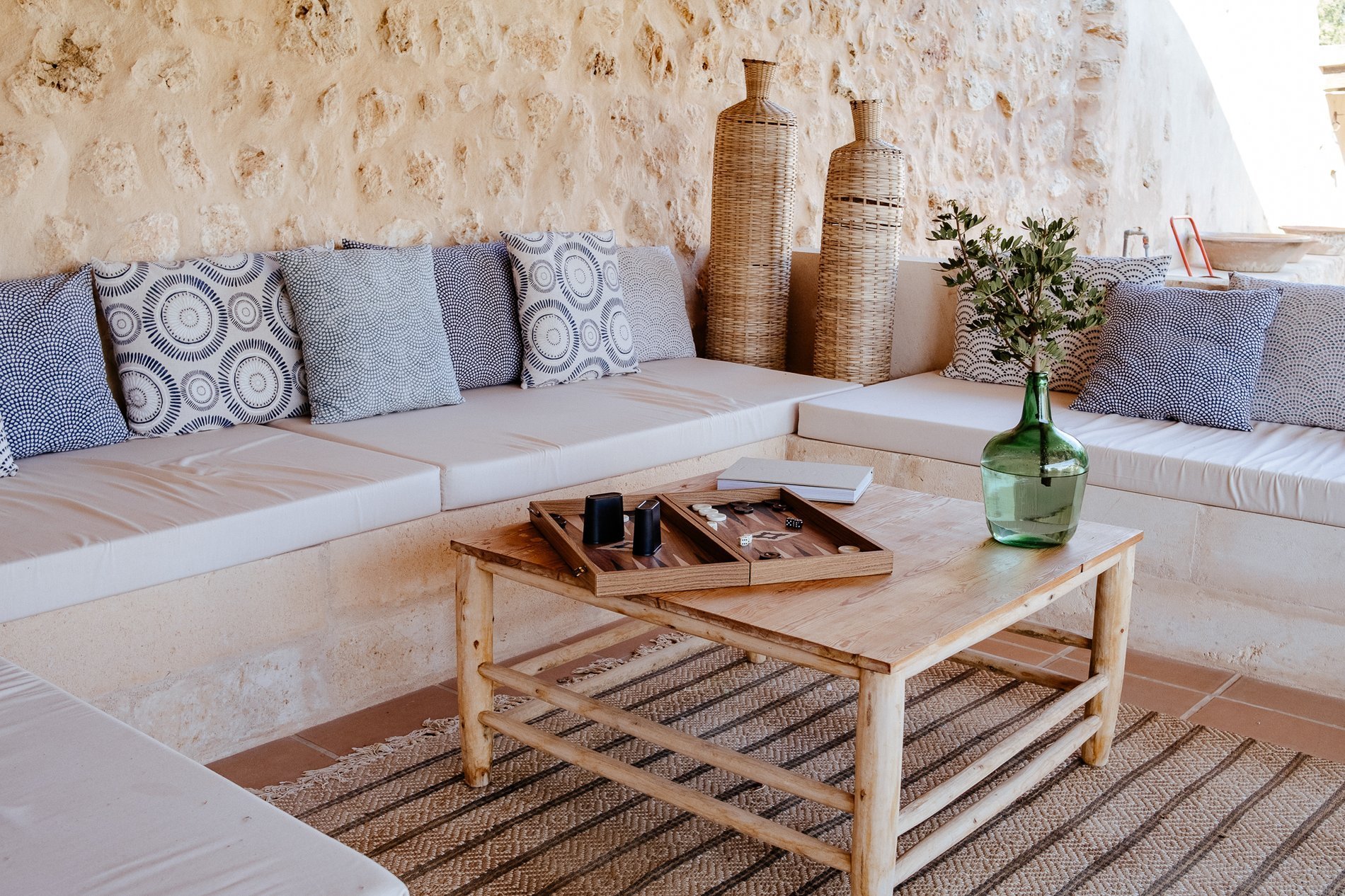 2bd66369-8210-4fb0-b1f9-33af88a77dc2