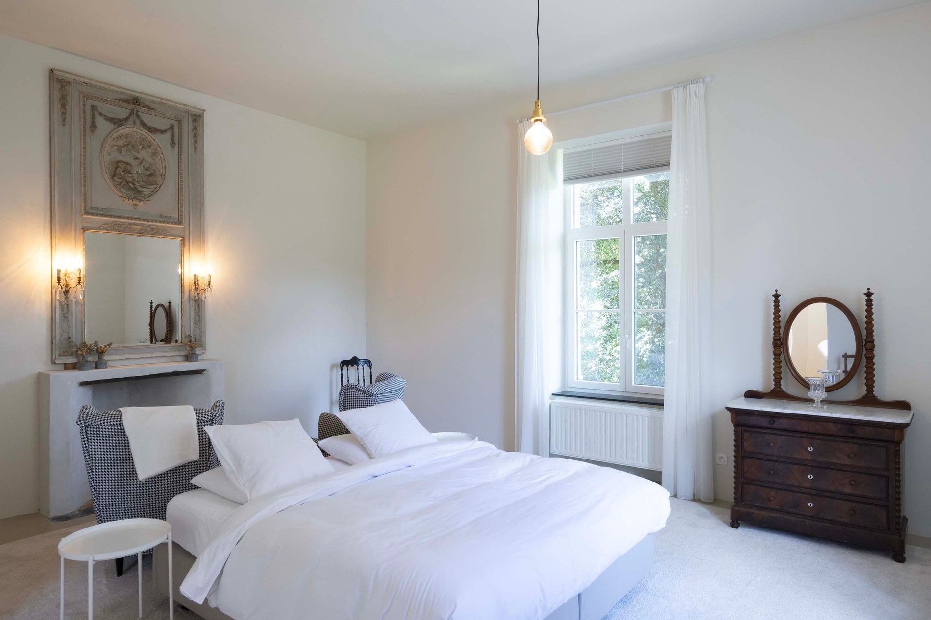 2c024672-2cc4-4b3d-841f-6cc20412b6c3