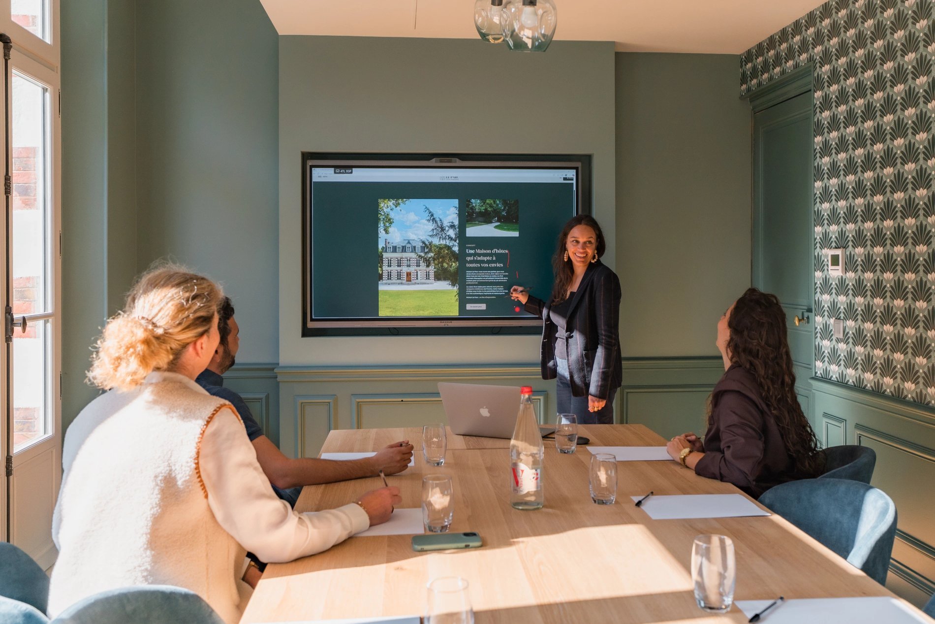 2c2d6973-fd06-47c0-af76-3ba832f00253