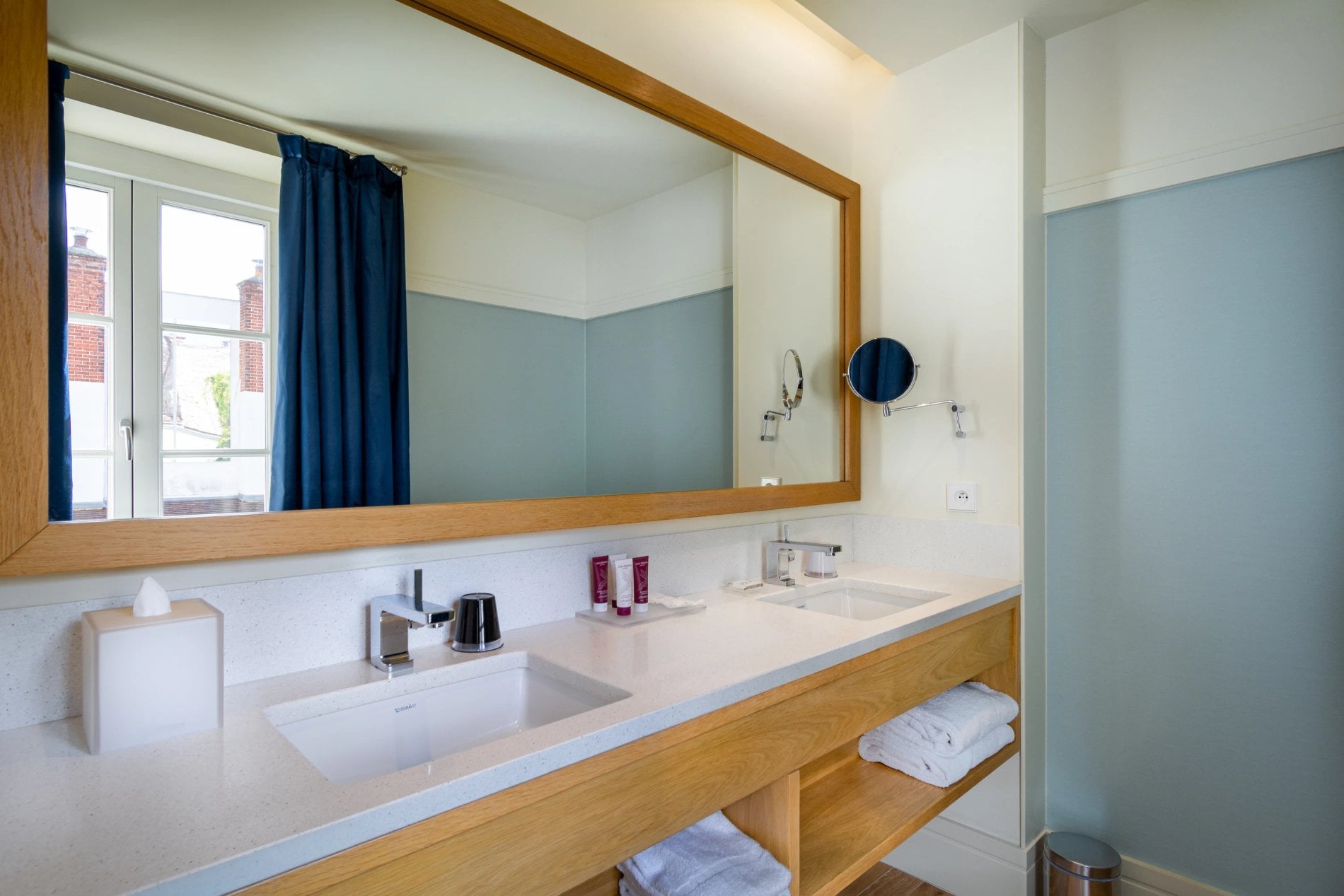 Hôtel de Cavoye Suite Terrasse Bathroom
