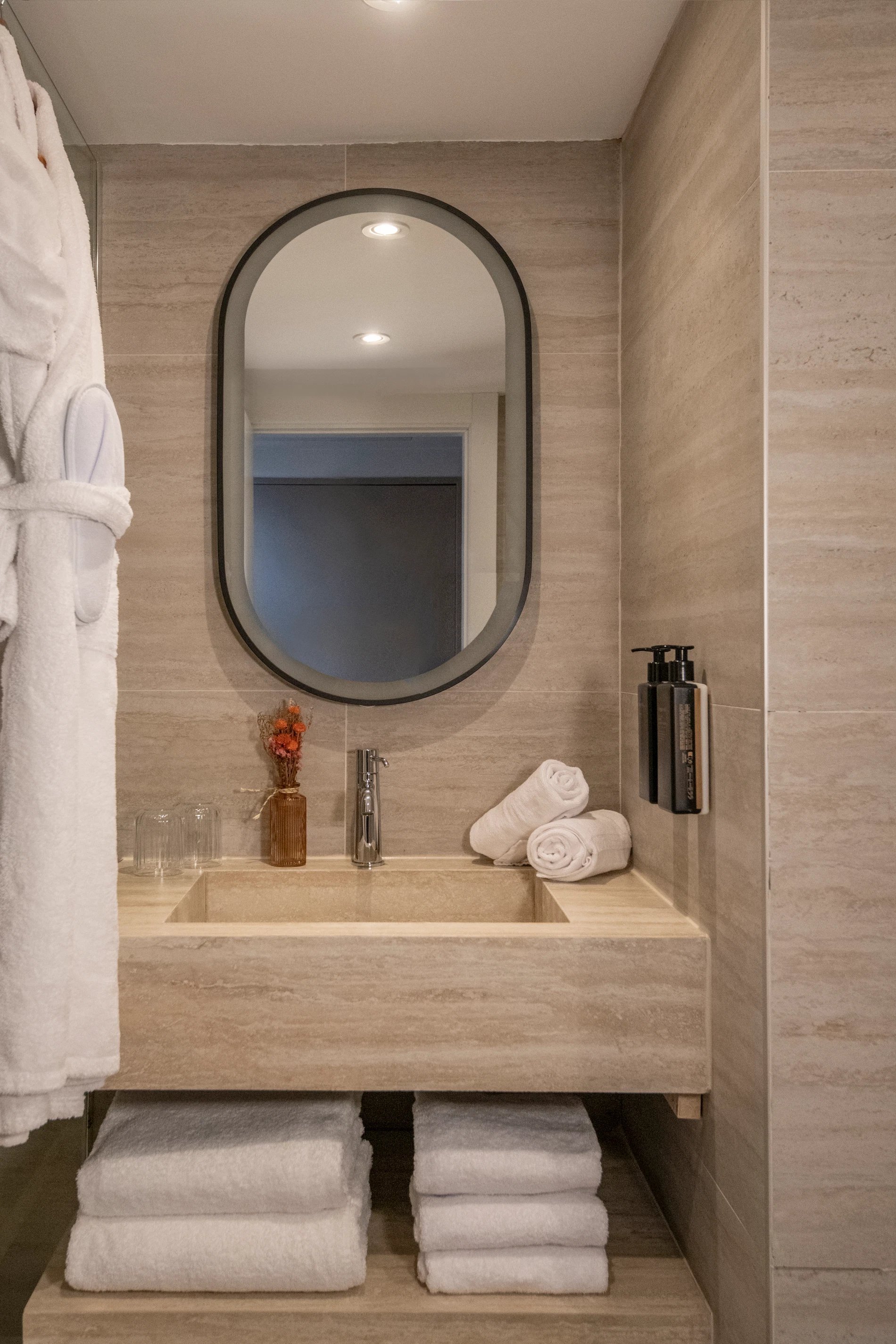 2d8d1aaa-8605-457d-b445-3c5494b18de5