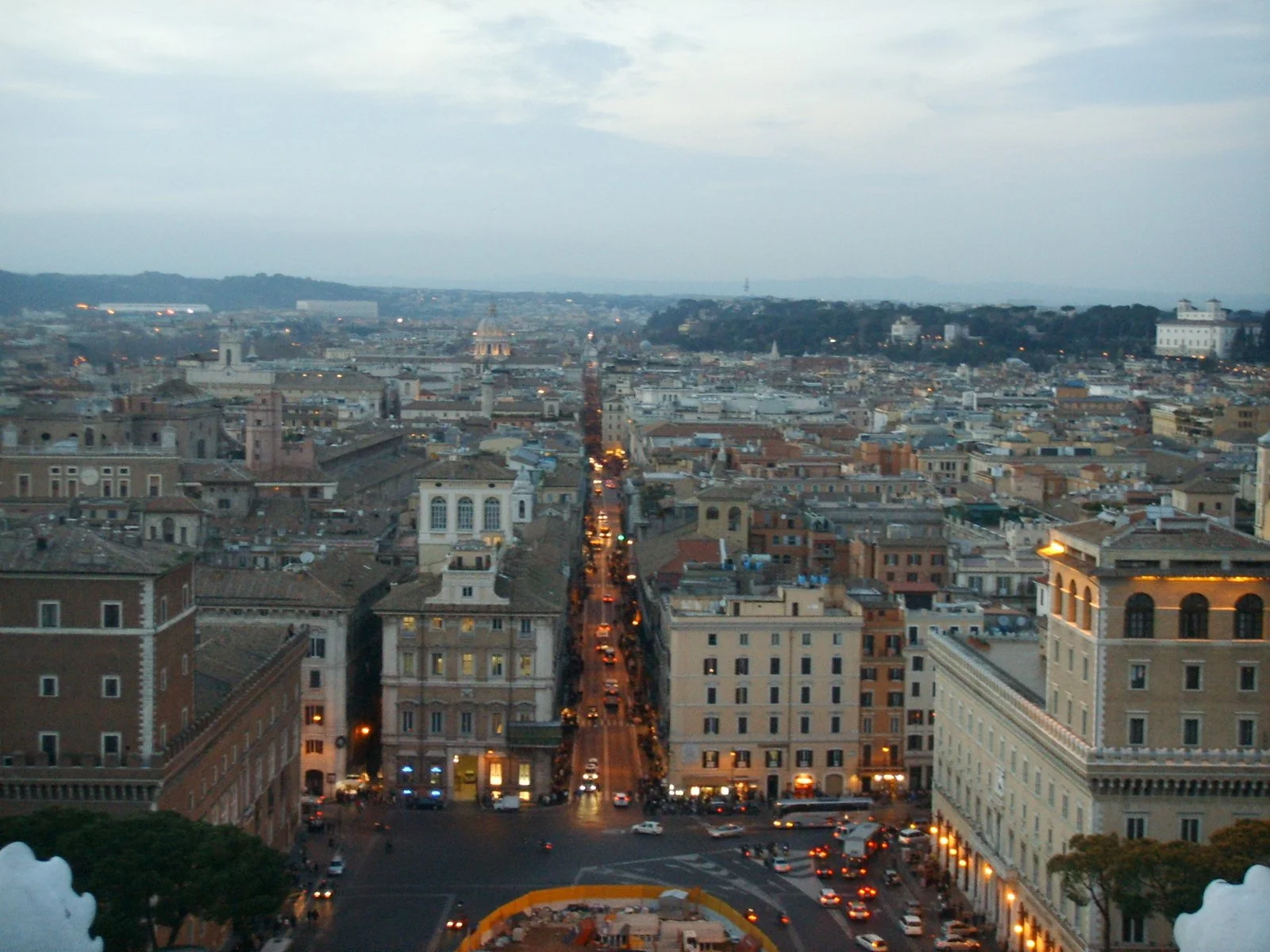 Via del Corso Rome 9 Hotel Cesari